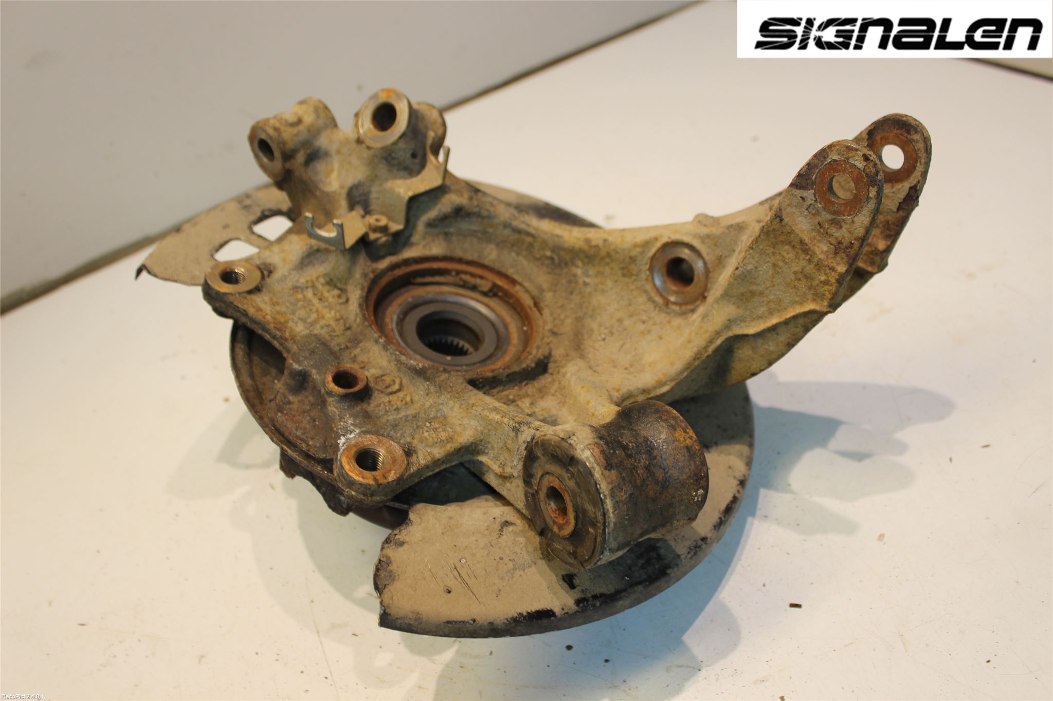 Audi Q7/SQ7 Hjullagerhus-Spindel Hö B