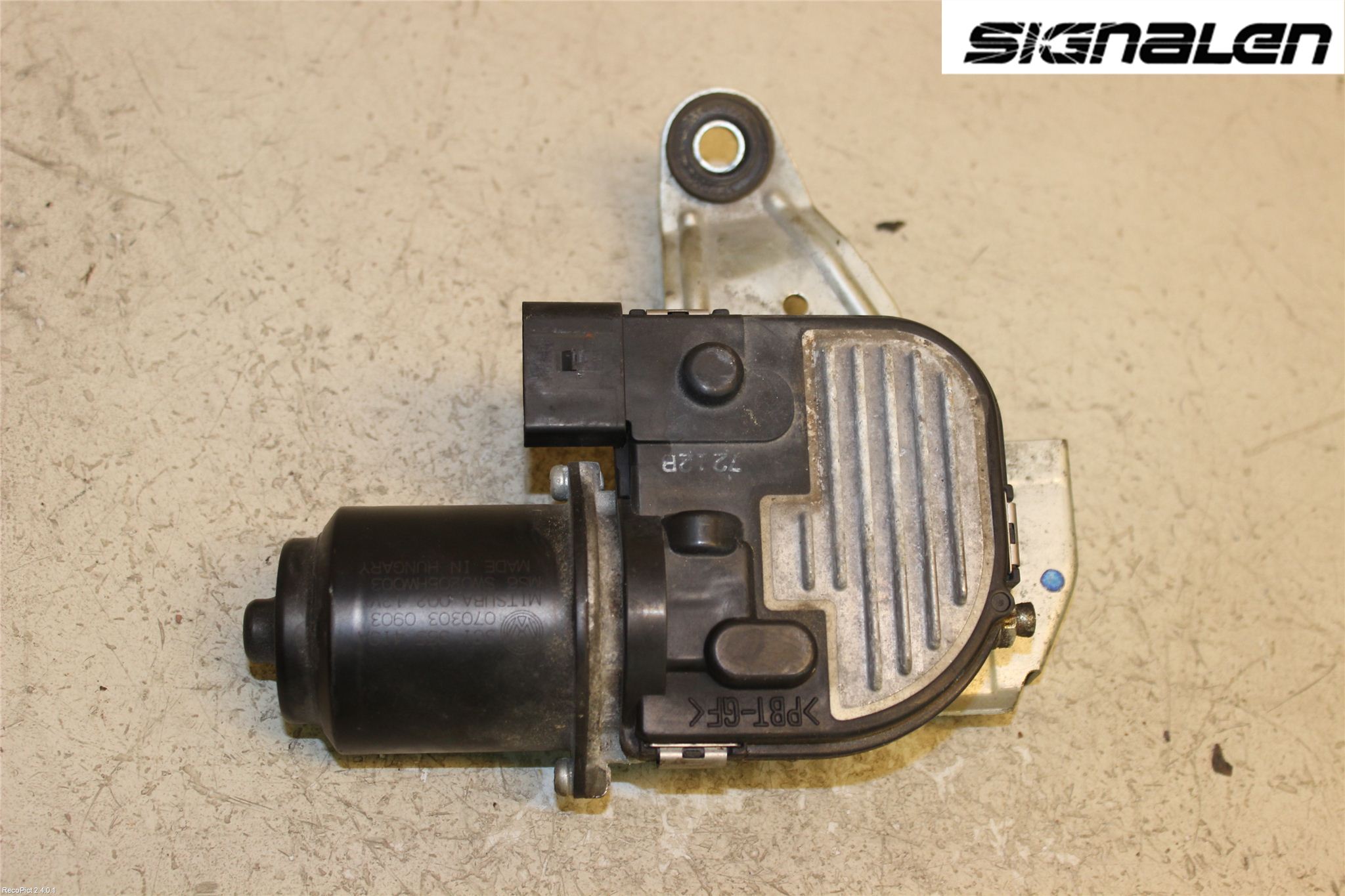 Volkswagen VW PASSAT 05-11 Torkarmotor Vindruta