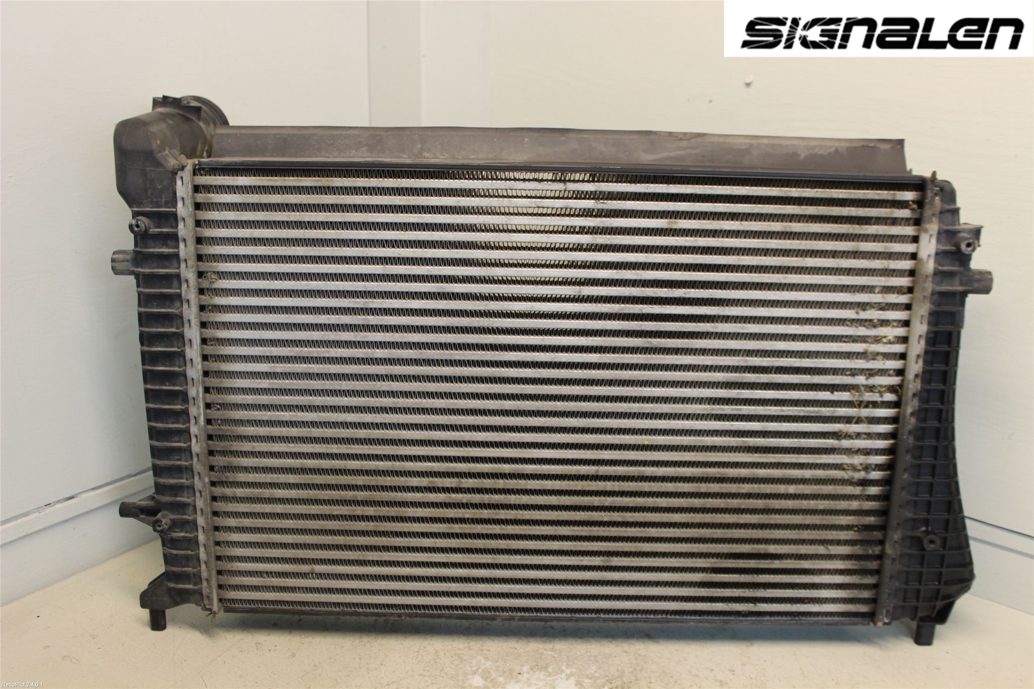Volkswagen VW PASSAT 05-11 Laddluft-Intercooler Kyl