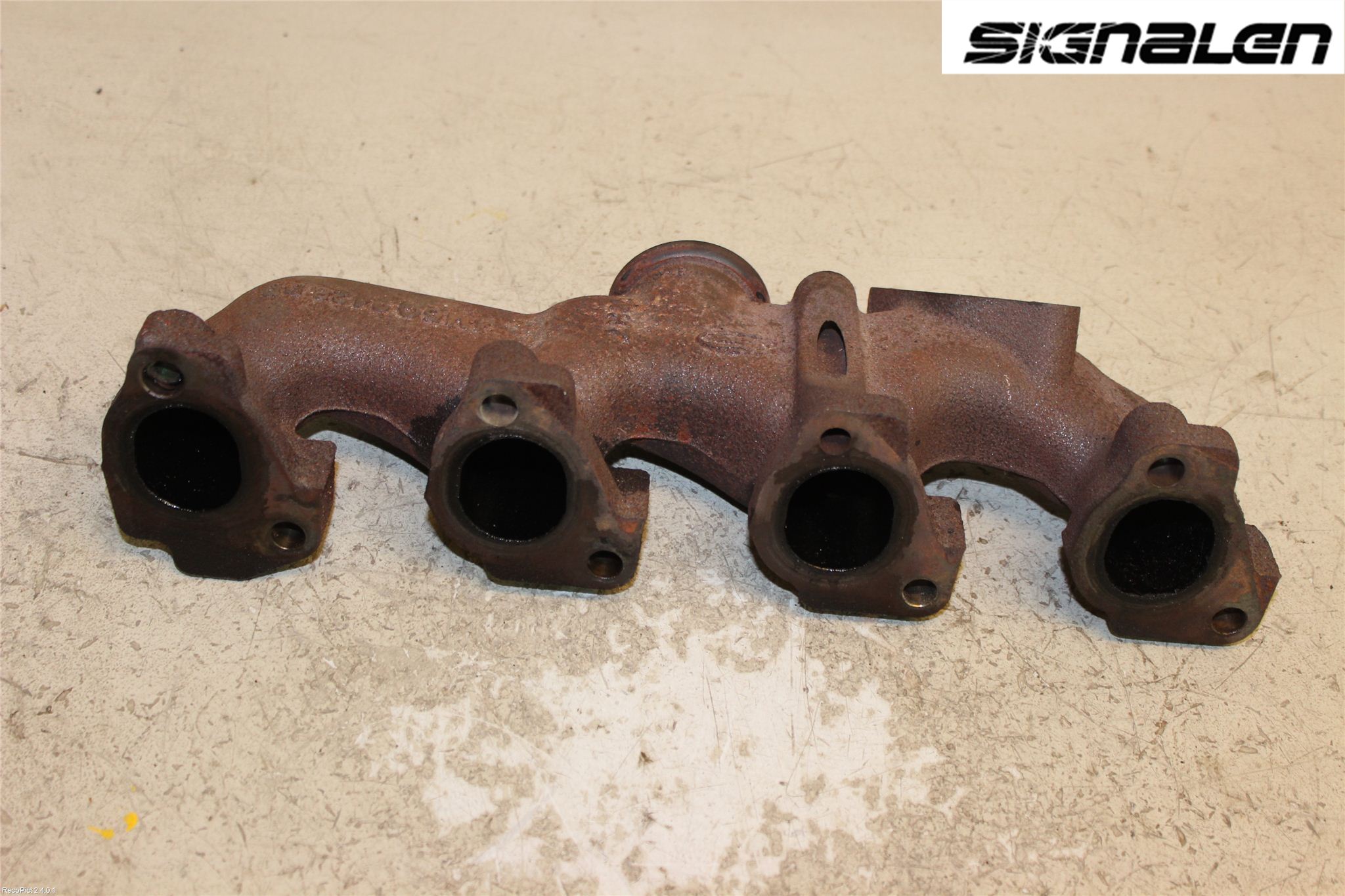 Ford TRANSIT CONNECT 03-08 Grenrör Avgas