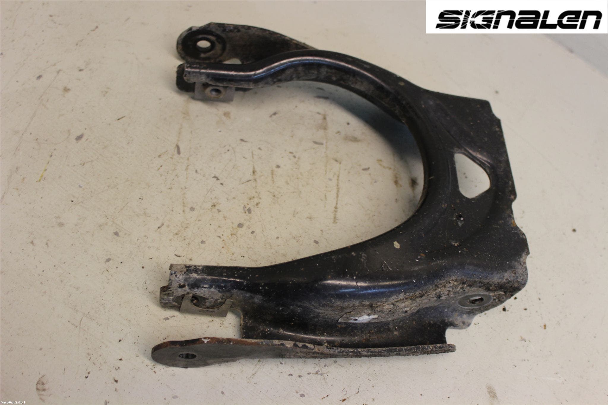 Citroen C5 08-17 Bärarm Fram Övre Vä