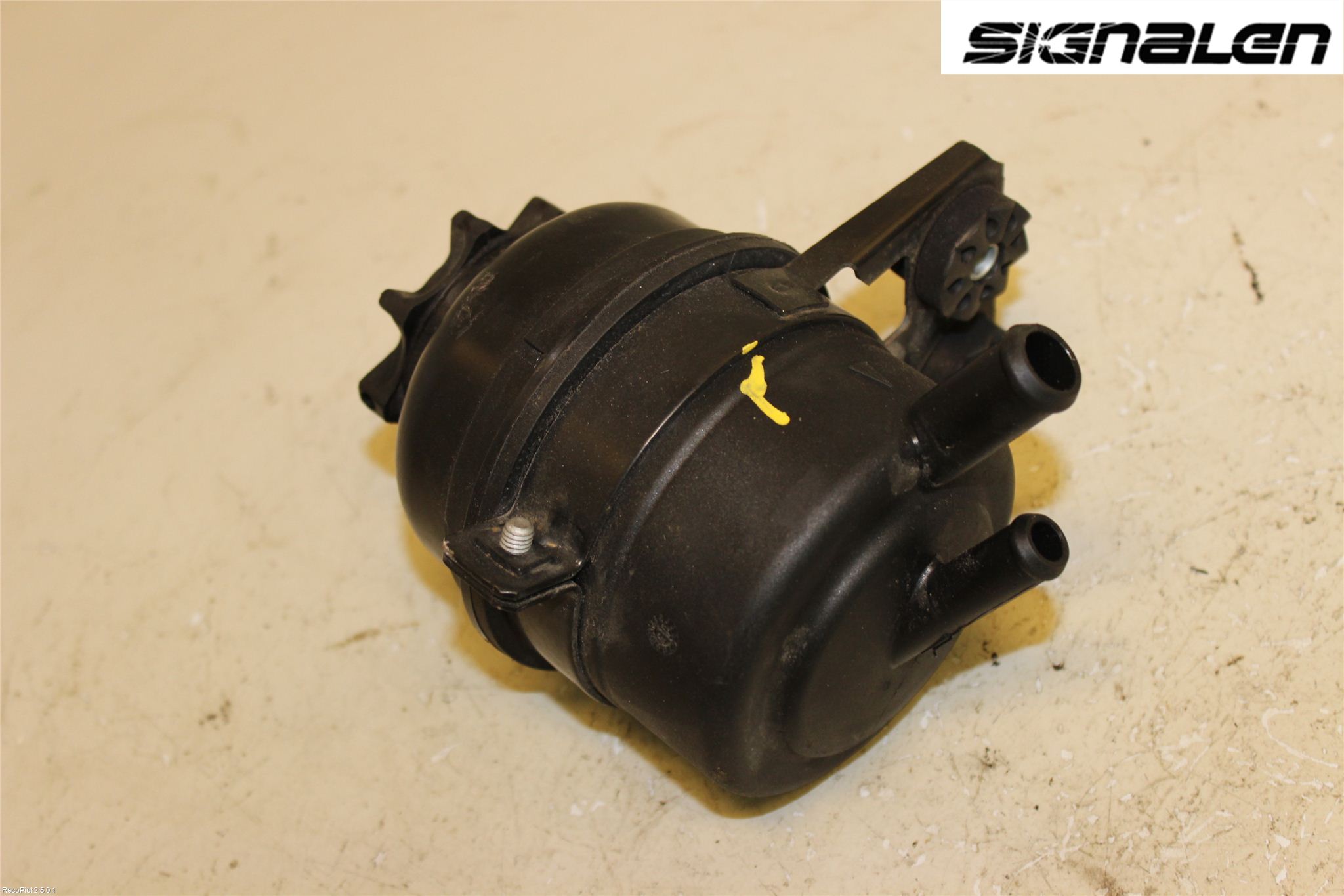 BMW 3 E90/91 SED/TOU 05-12 Styrservooljebehållare