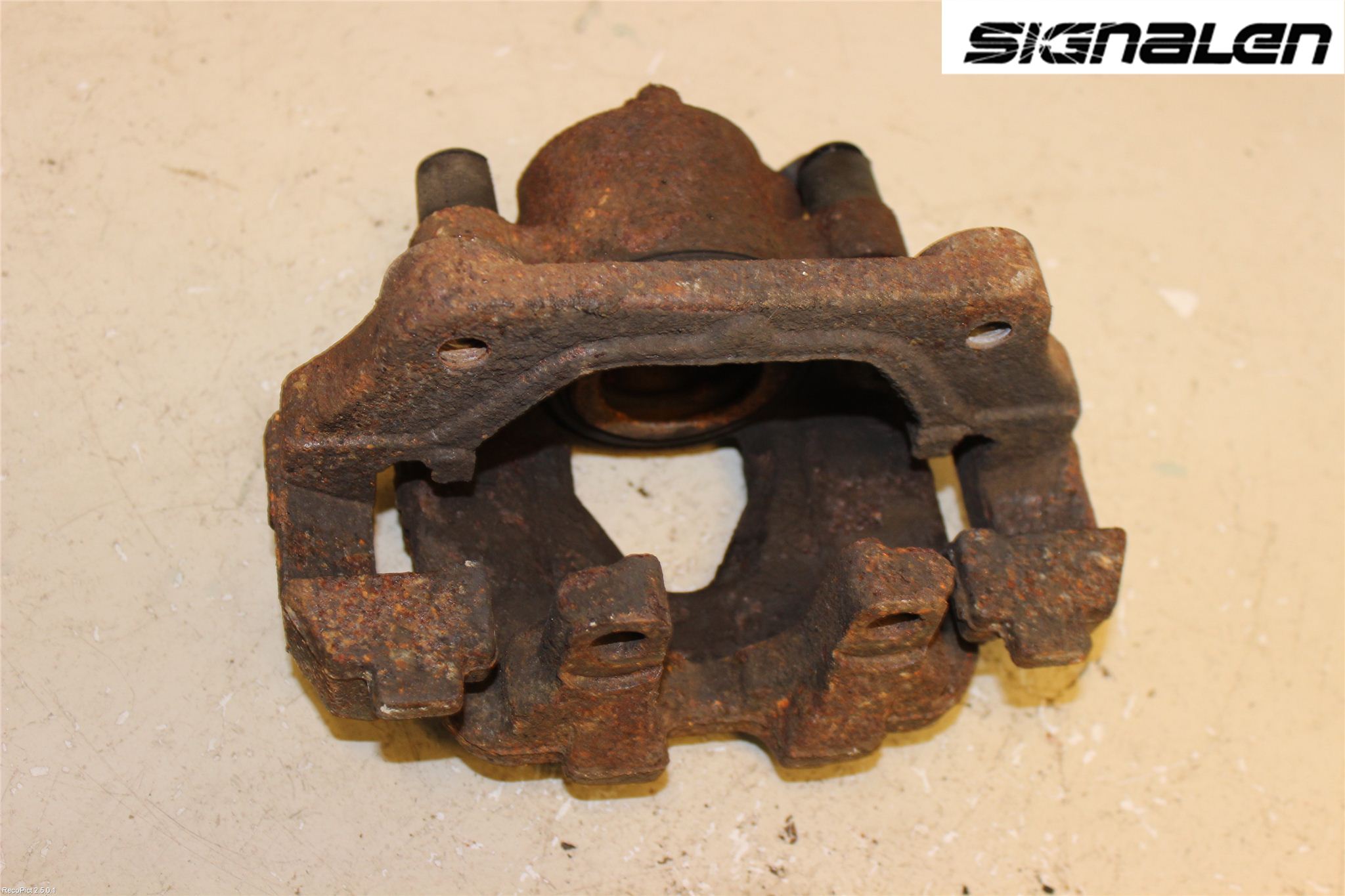 BMW 3 E90/91 SED/TOU 05-12 Bromsok Fram Vänster