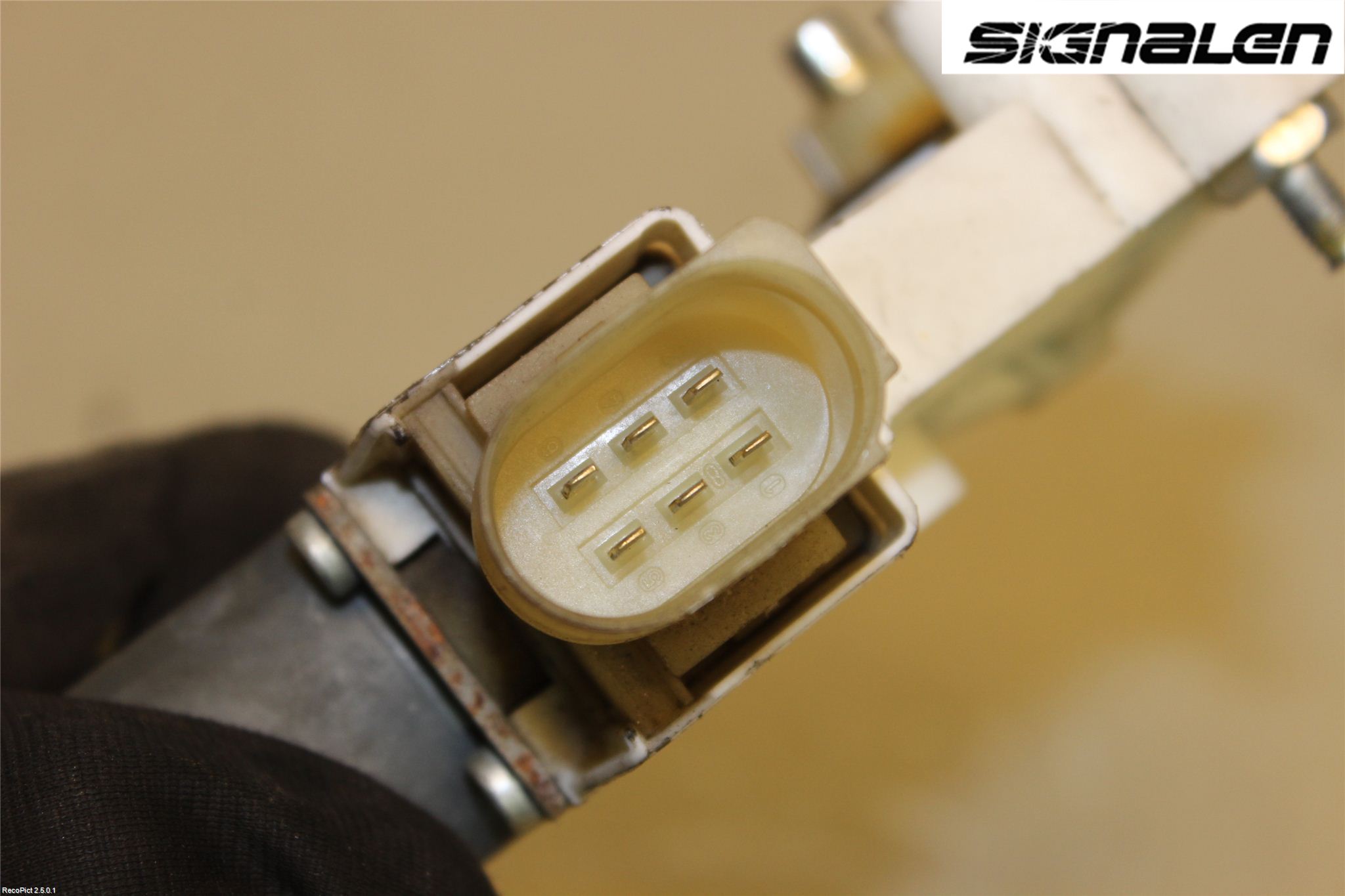 BMW 3 E90/91 SED/TOU 05-12 Fönsterhissmotor