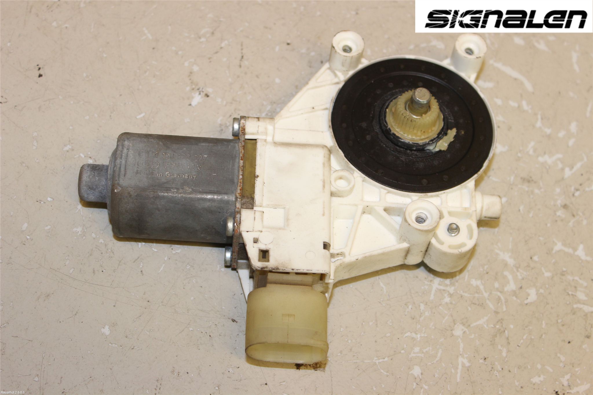 BMW 3 E90/91 SED/TOU 05-12 Fönsterhissmotor