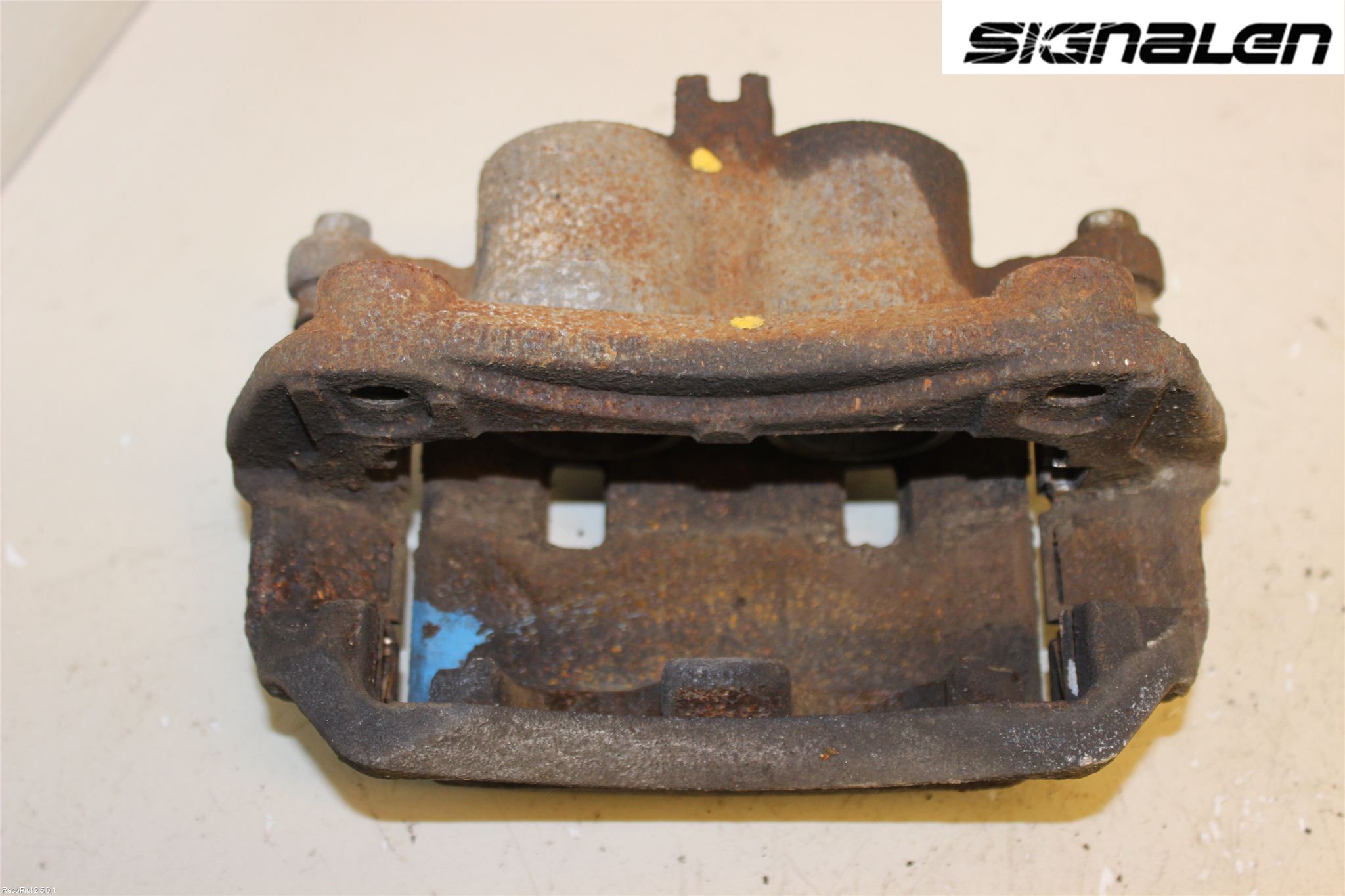 Nissan NAVARA 05-16 Bromsok Fram Höger