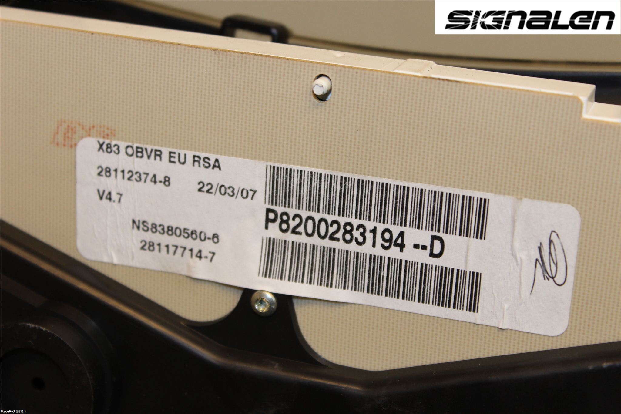 Renault TRAFIC   02-14 Instrument Komb