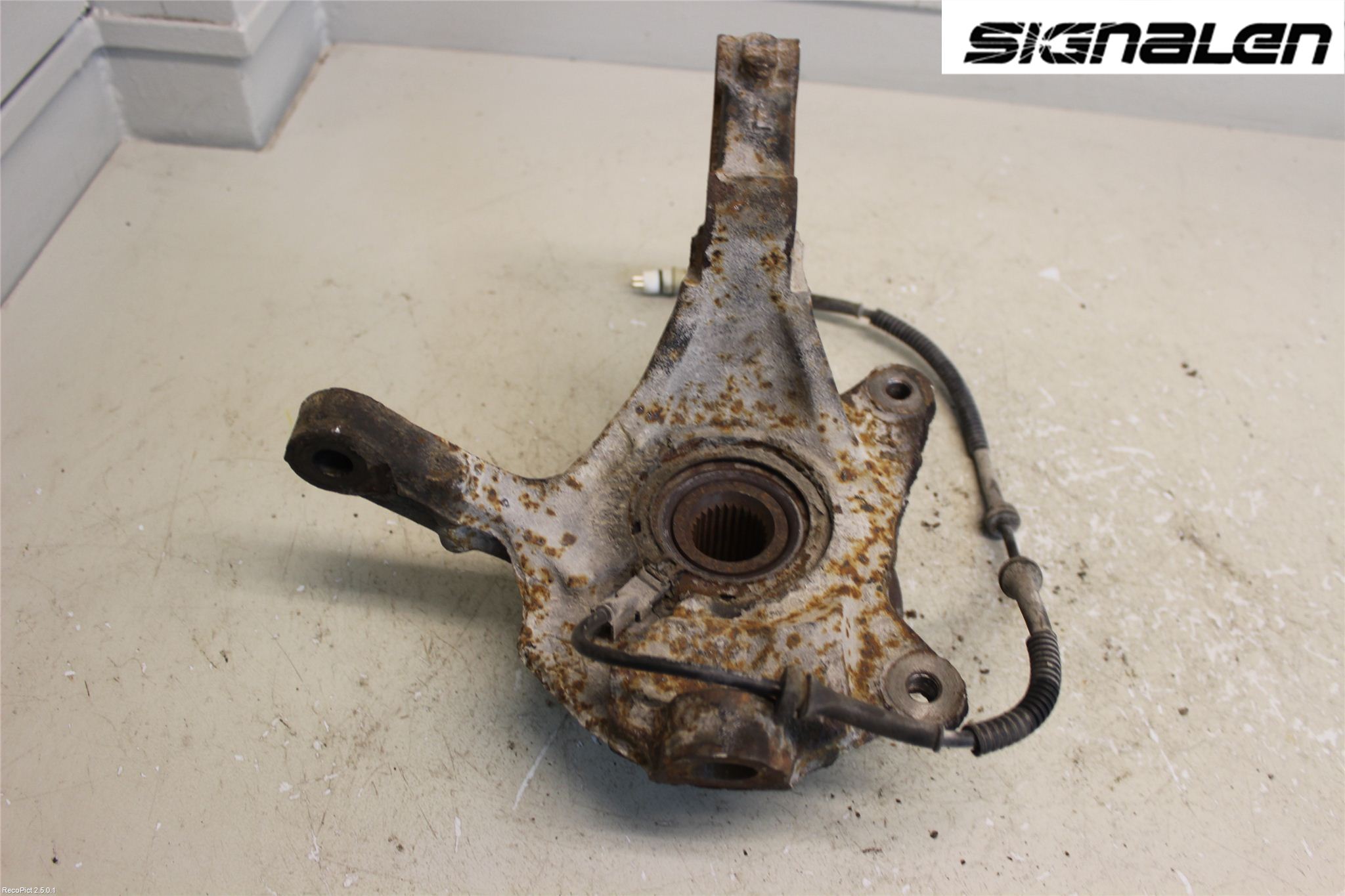 Renault TRAFIC   02-14 Styrspindel Lagerhus Vä