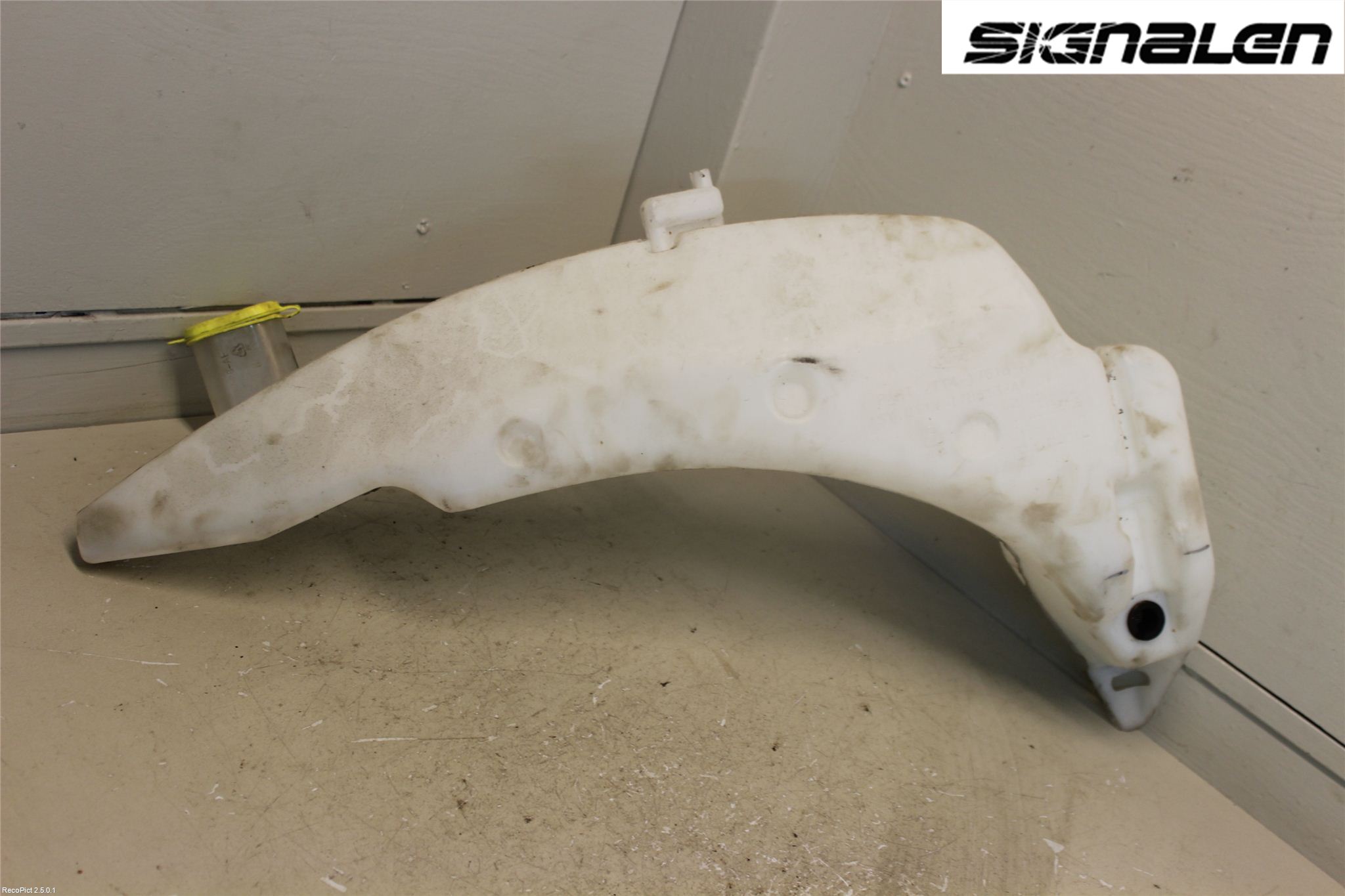 Ford TRANSIT CONNECT 09-13 Spolartank Vindruta-Strål