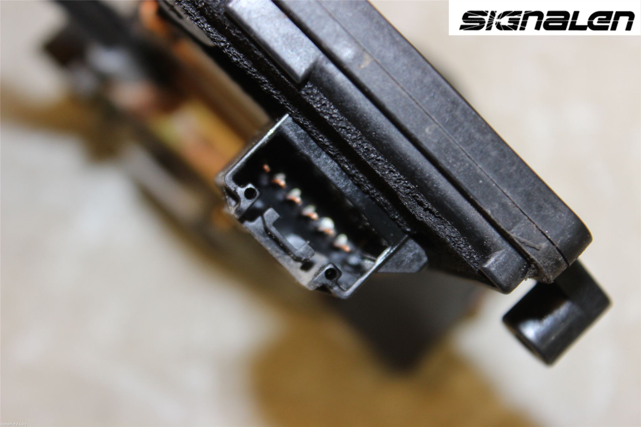 Mazda 6 02-08 Låskista-Dörrlås