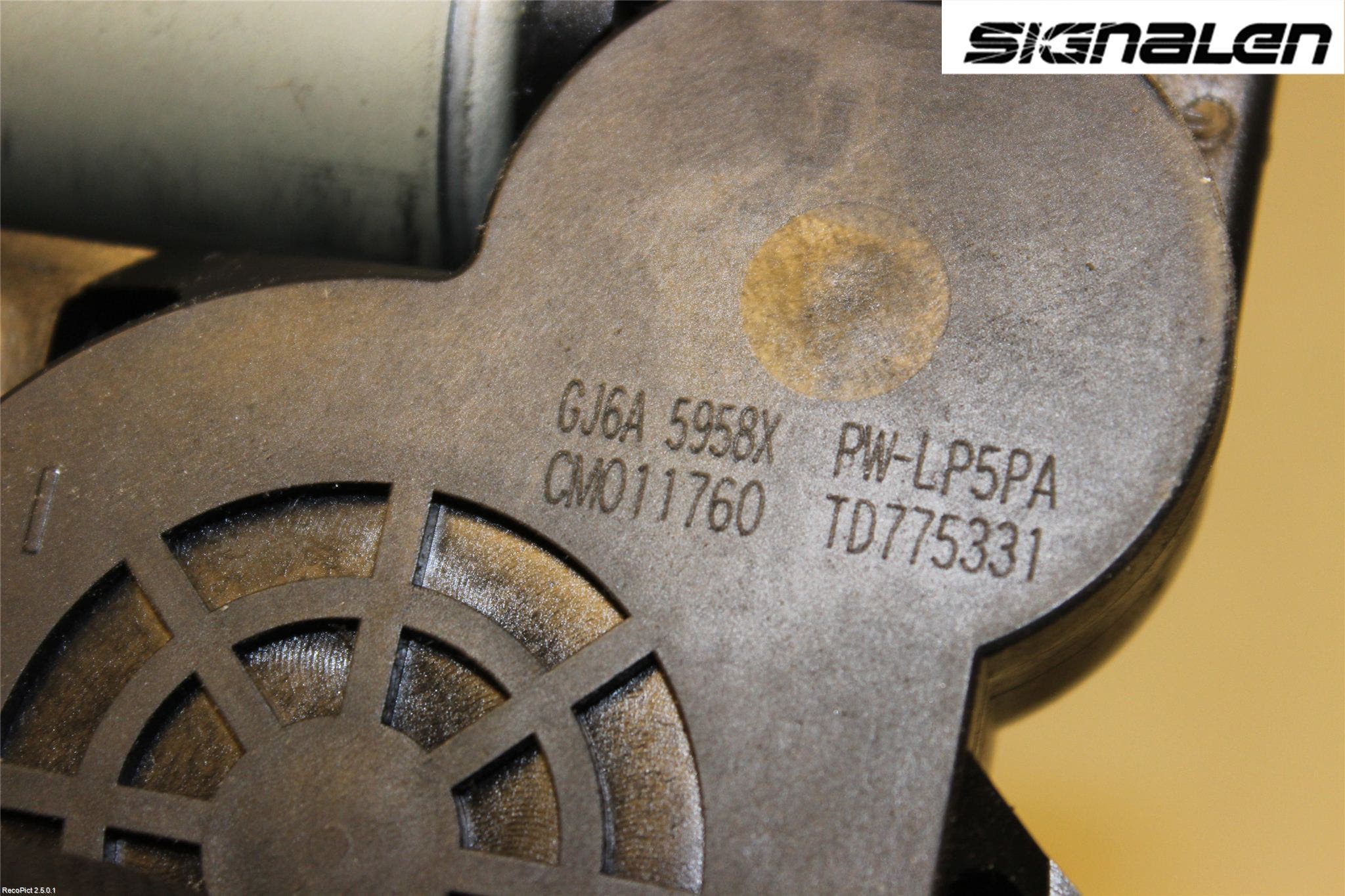 Mazda 6 02-08 Fönsterhissmotor