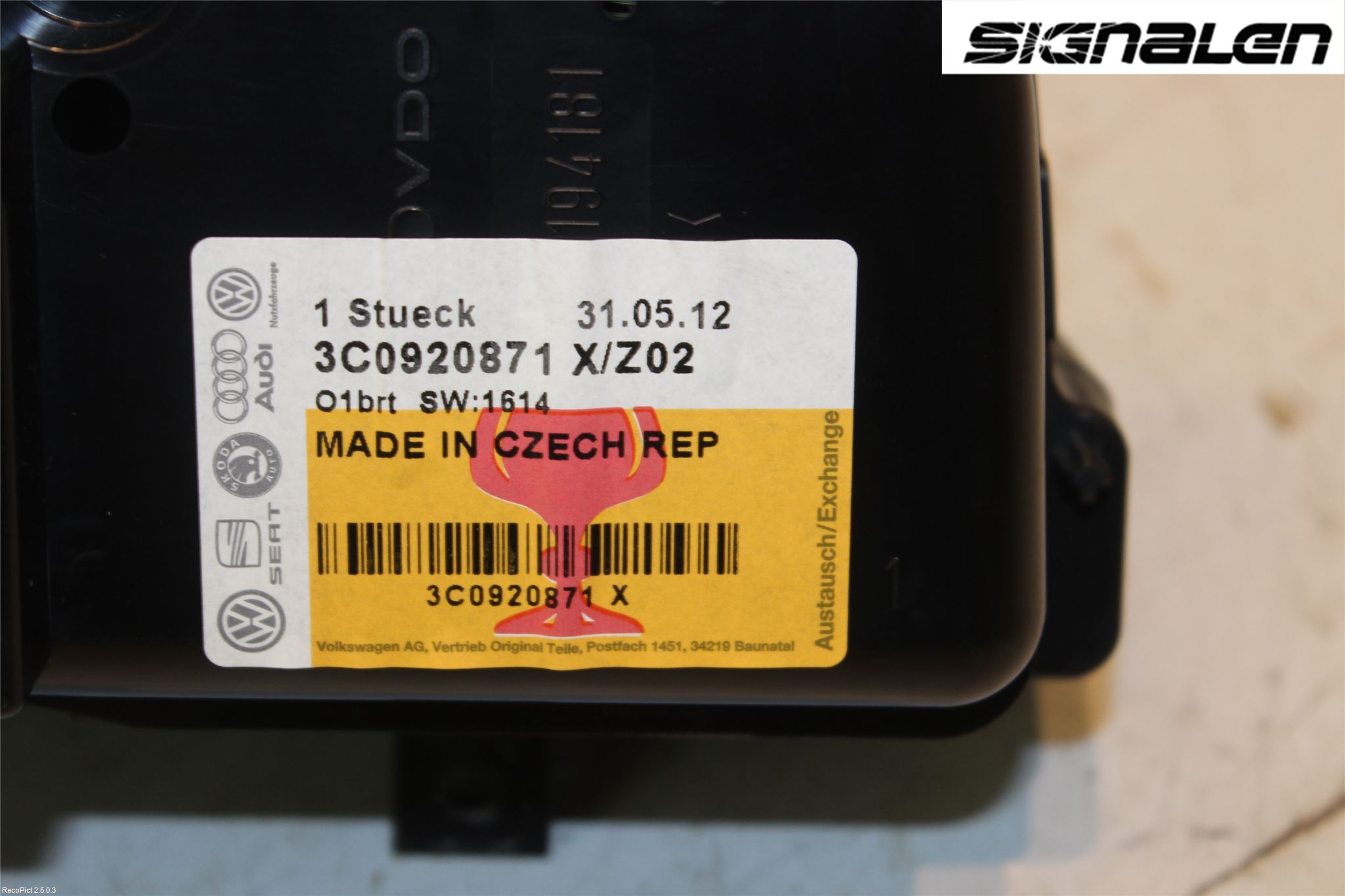 Volkswagen VW PASSAT 05-11 Instrument Komb