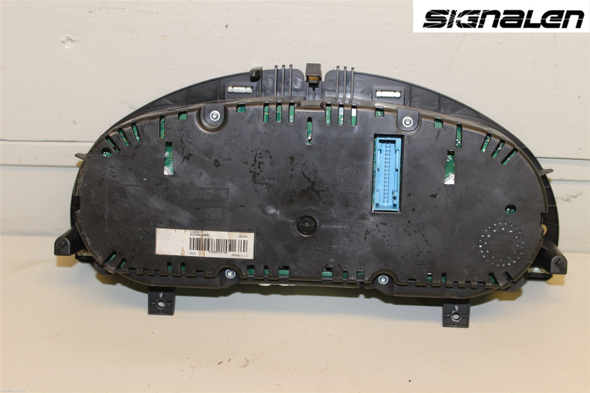 Volkswagen VW PASSAT 11-14 Instrument Komb