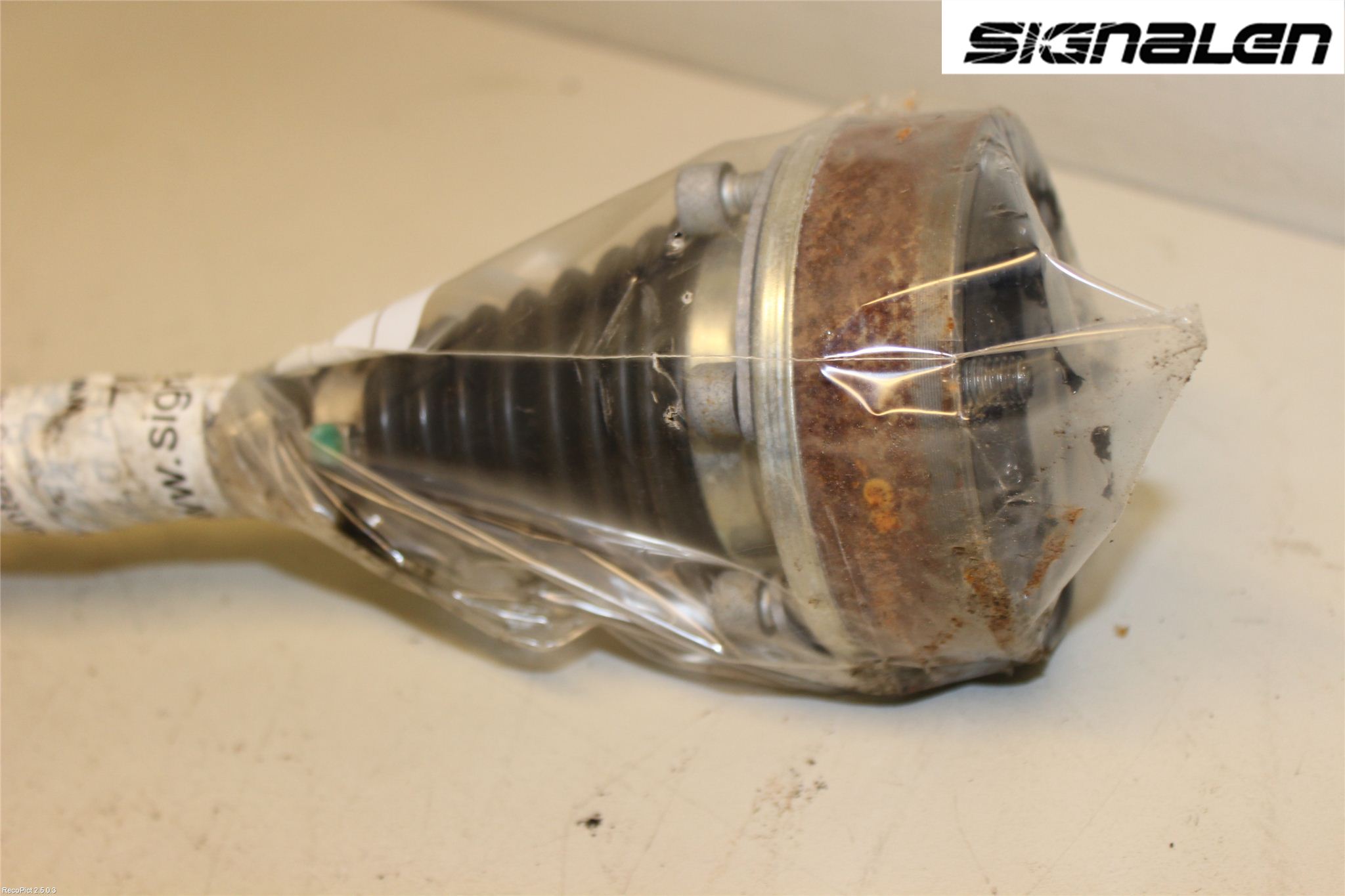 Volkswagen VW TIGUAN 07-16 Drivaxel Bak Höger