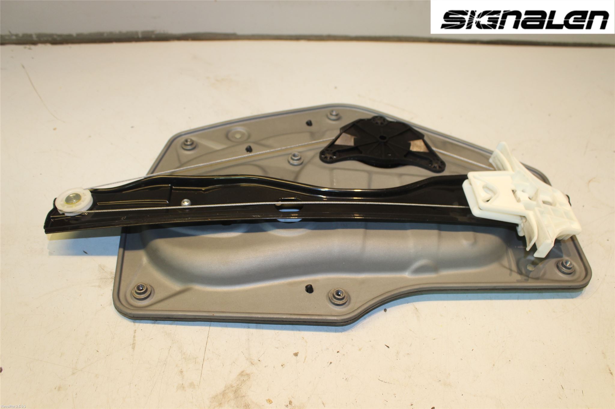 Skoda SUPERB 09-15 Fönsterhissmekanism