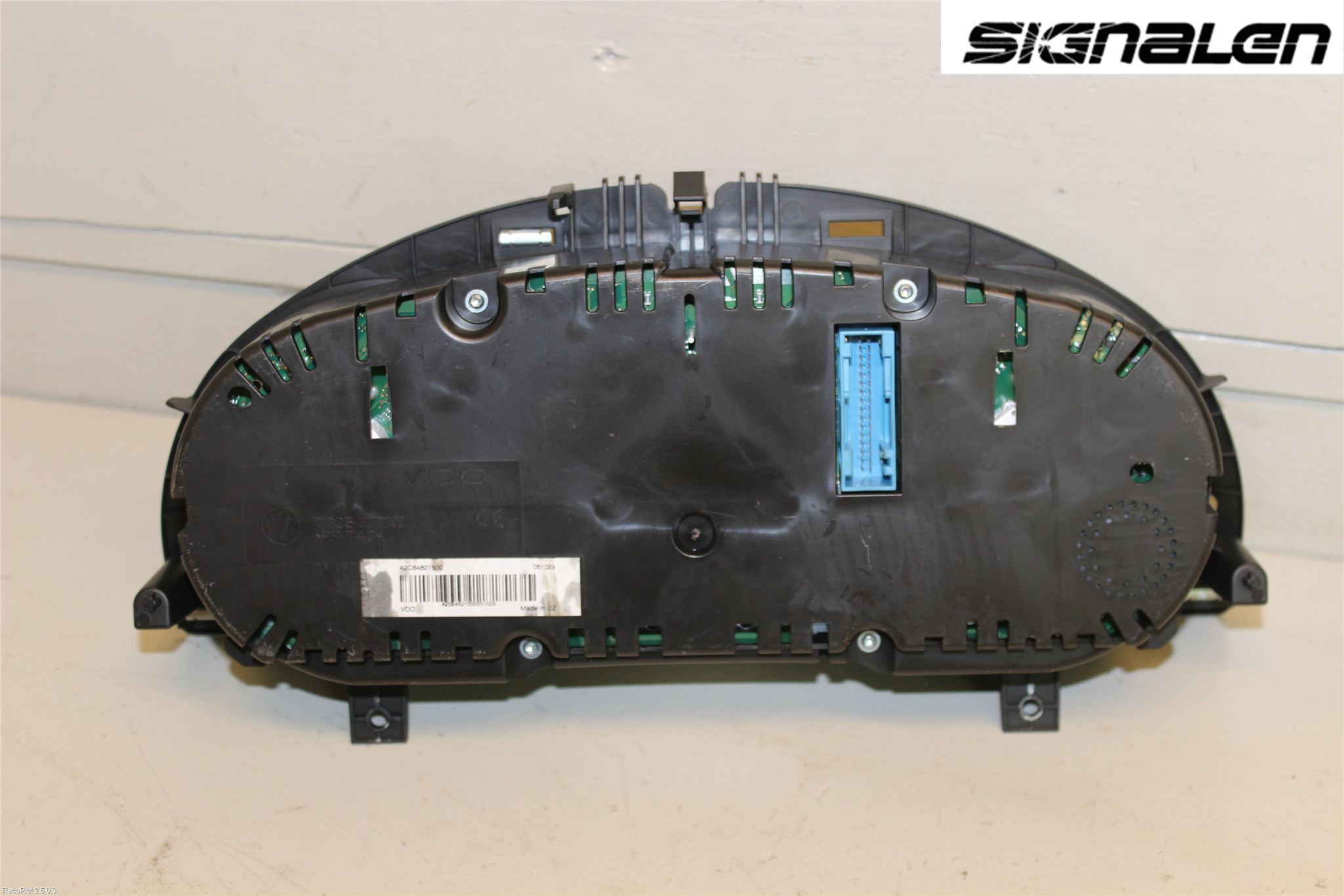 Volkswagen VW PASSAT 11-14 Instrument Komb