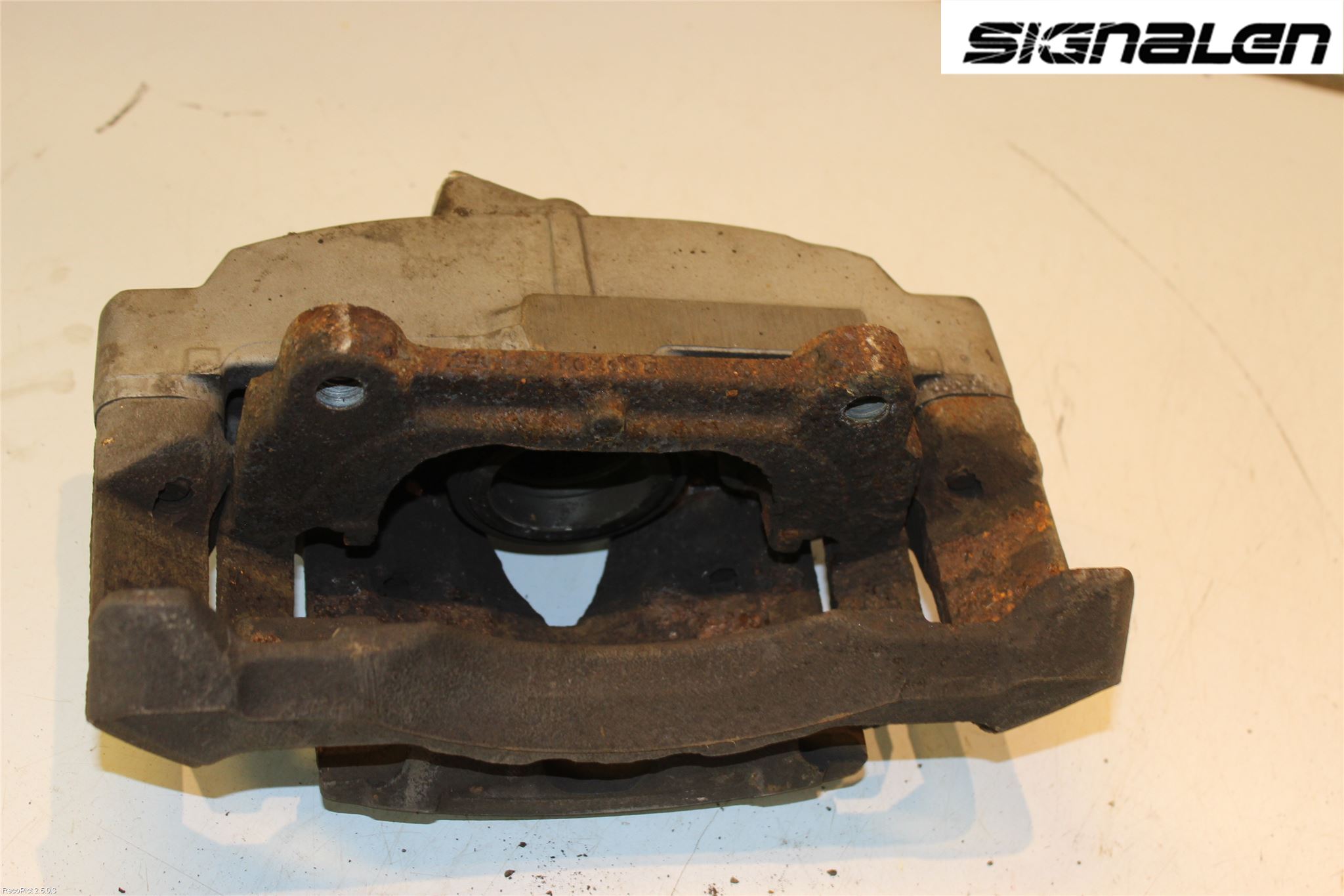 Volvo V70 08-13 Bromsok Fram Vänster