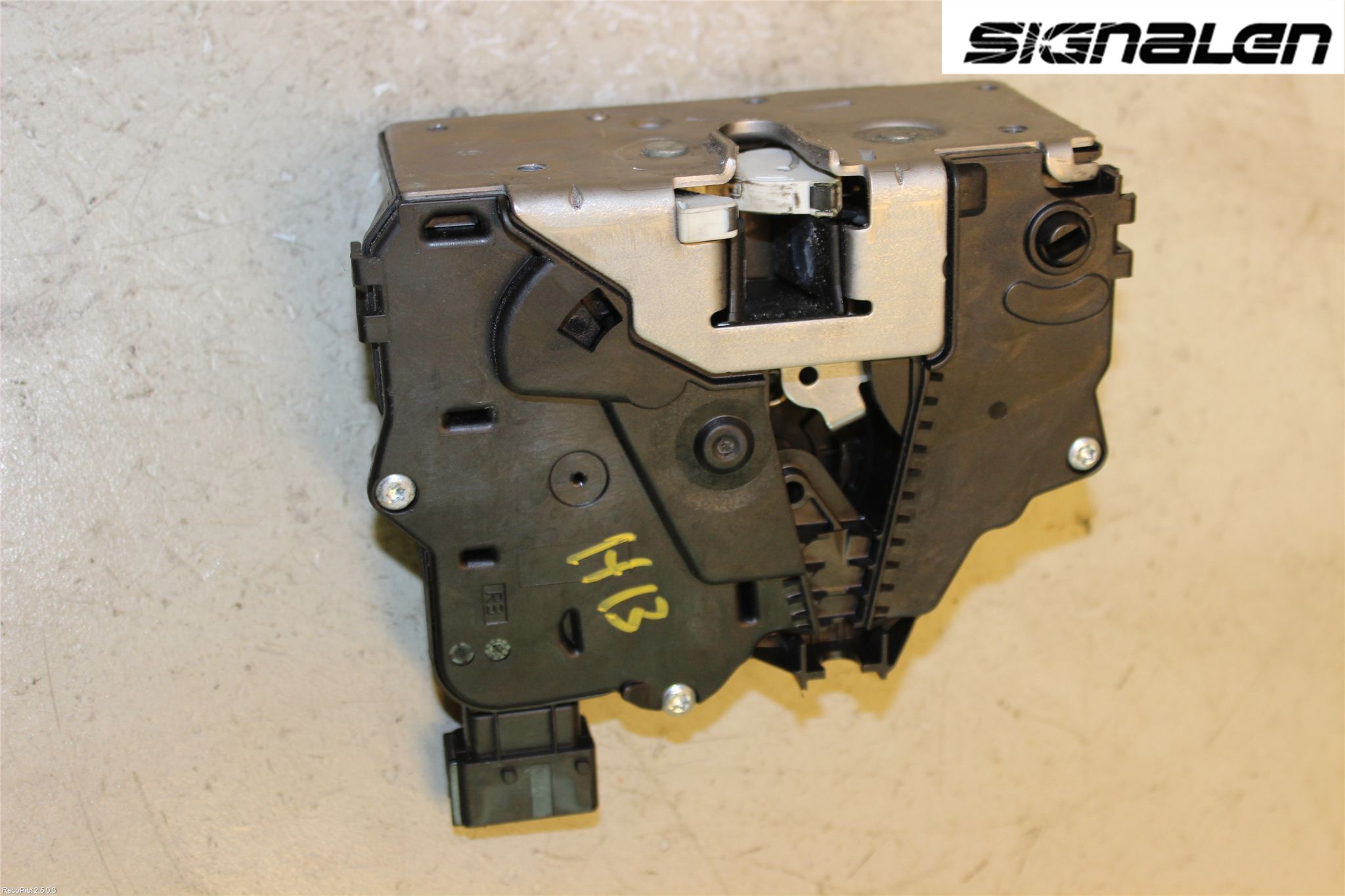 Opel CORSA D 07-14 Låskista-Dörrlås