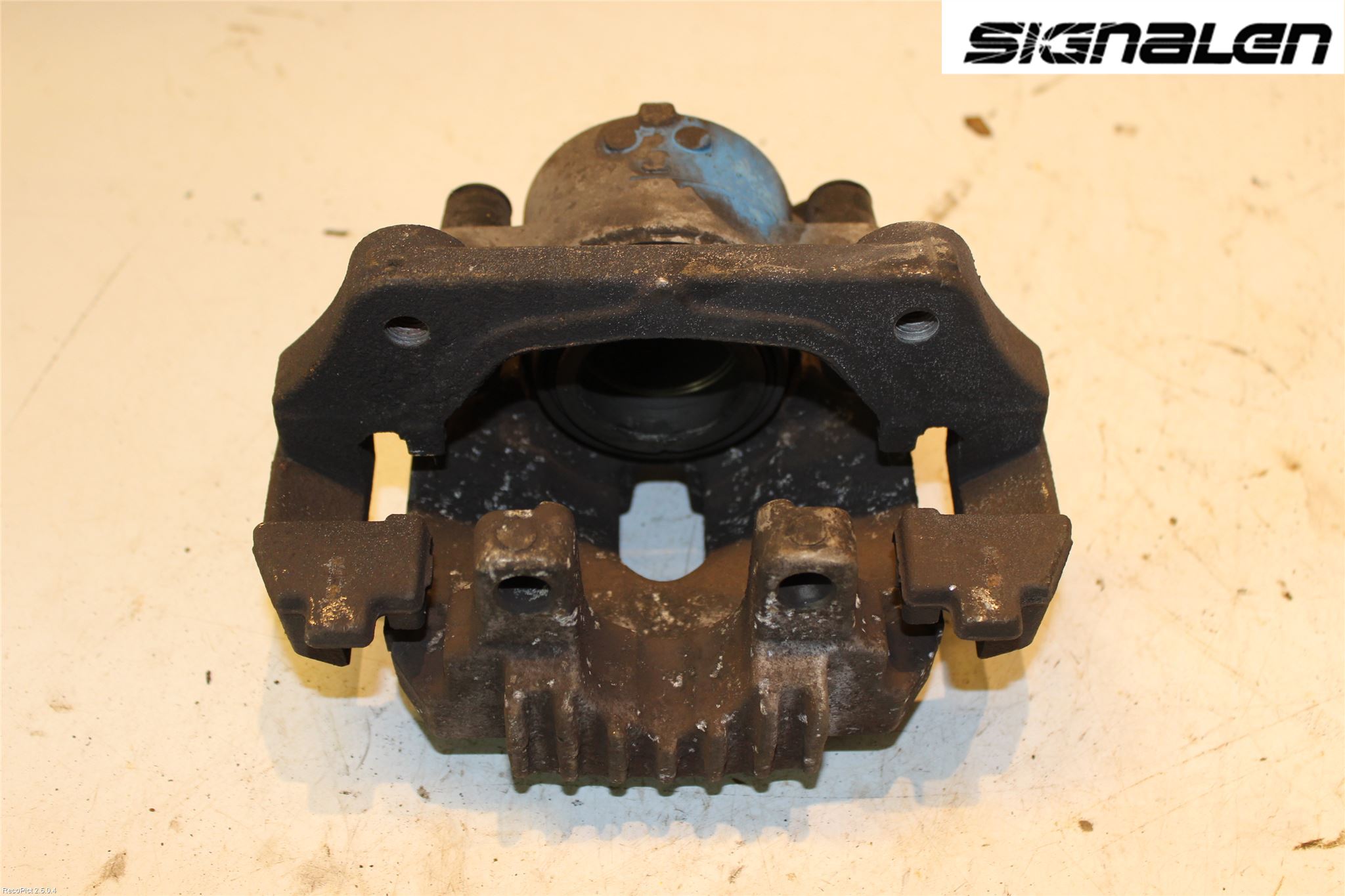BMW 3 E90/91 SED/TOU 05-12 Bromsok Fram Höger