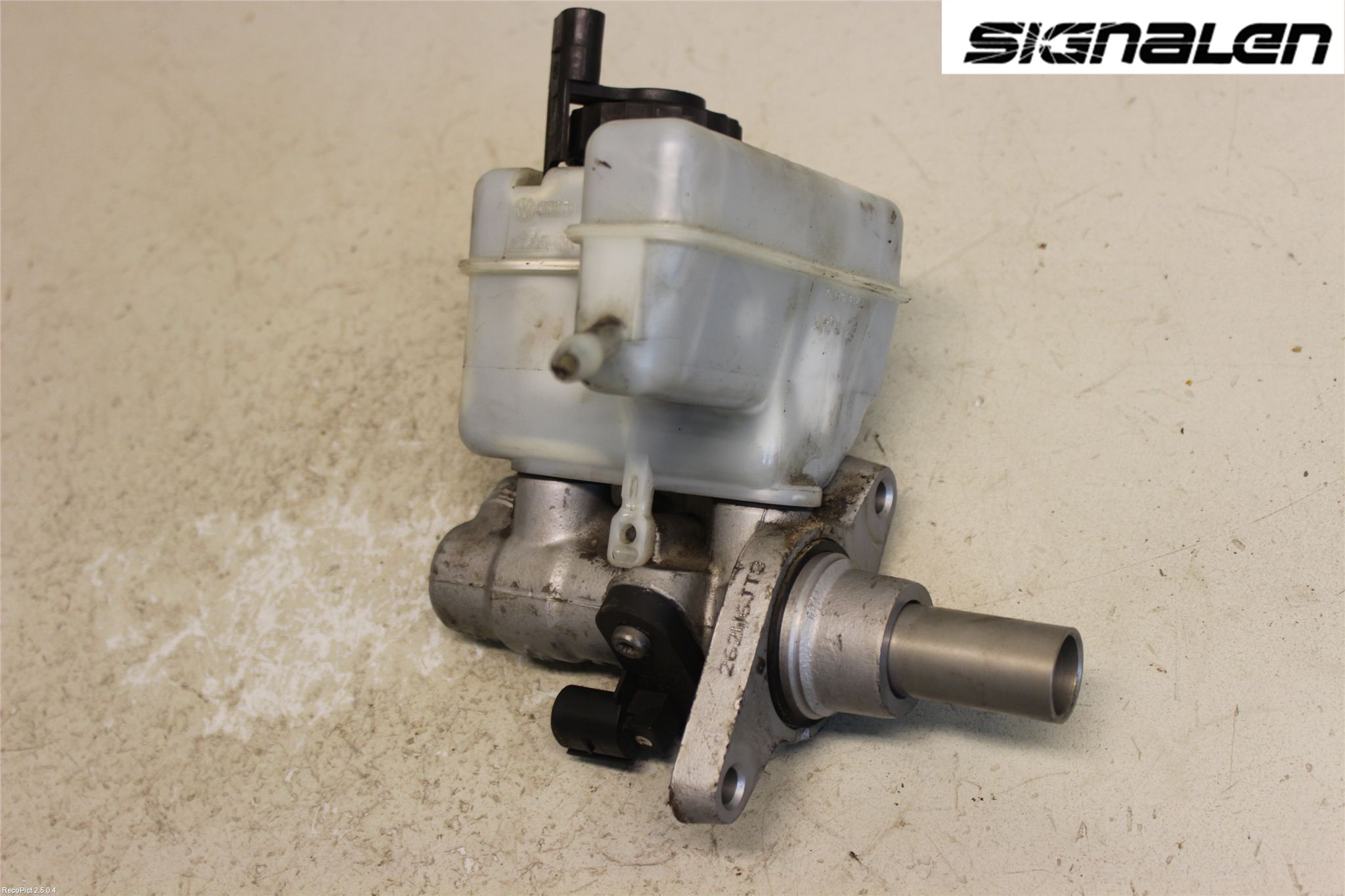 Volkswagen VW PASSAT 05-11 Broms Huvudcylinder