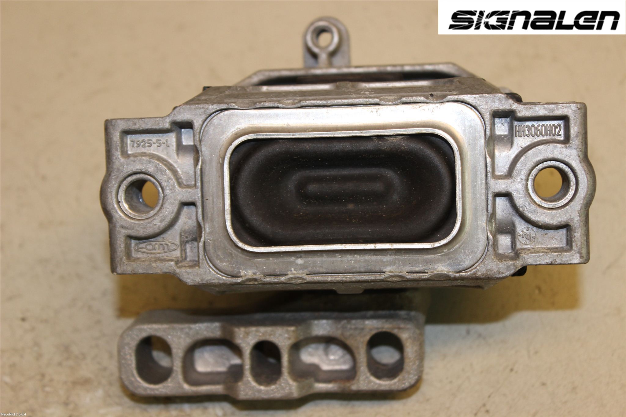 Skoda SUPERB 09-15 Motorkudde