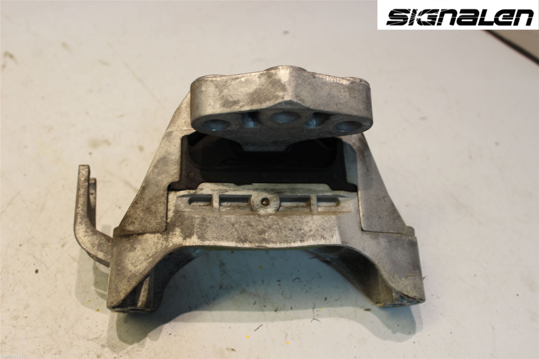 GM CHEVROLET ORLANDO Motorfäste