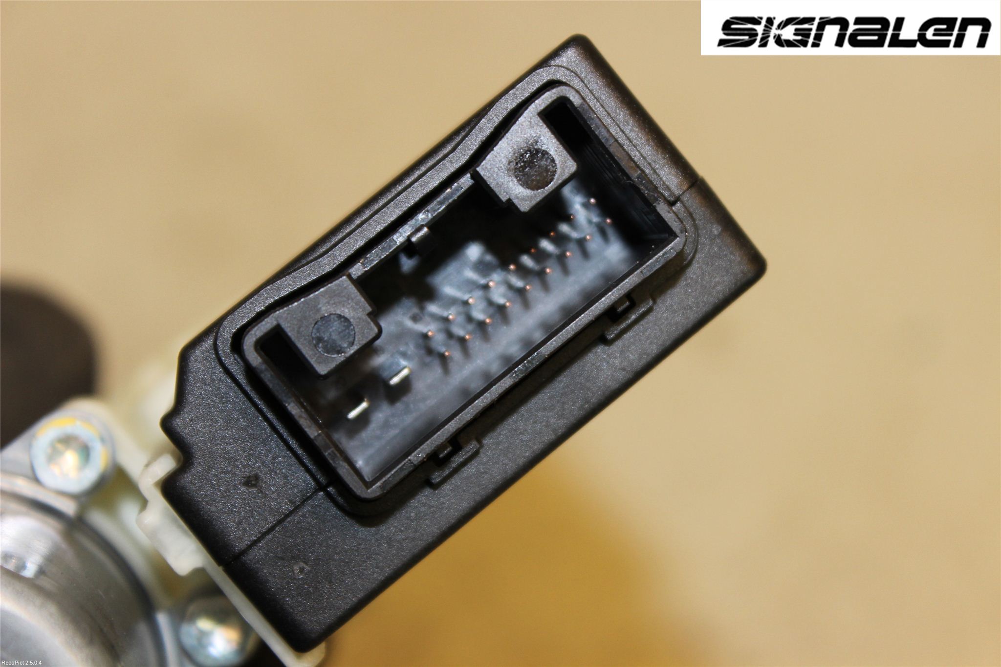 Volkswagen VW PASSAT 15-19 Fönsterhissmotor