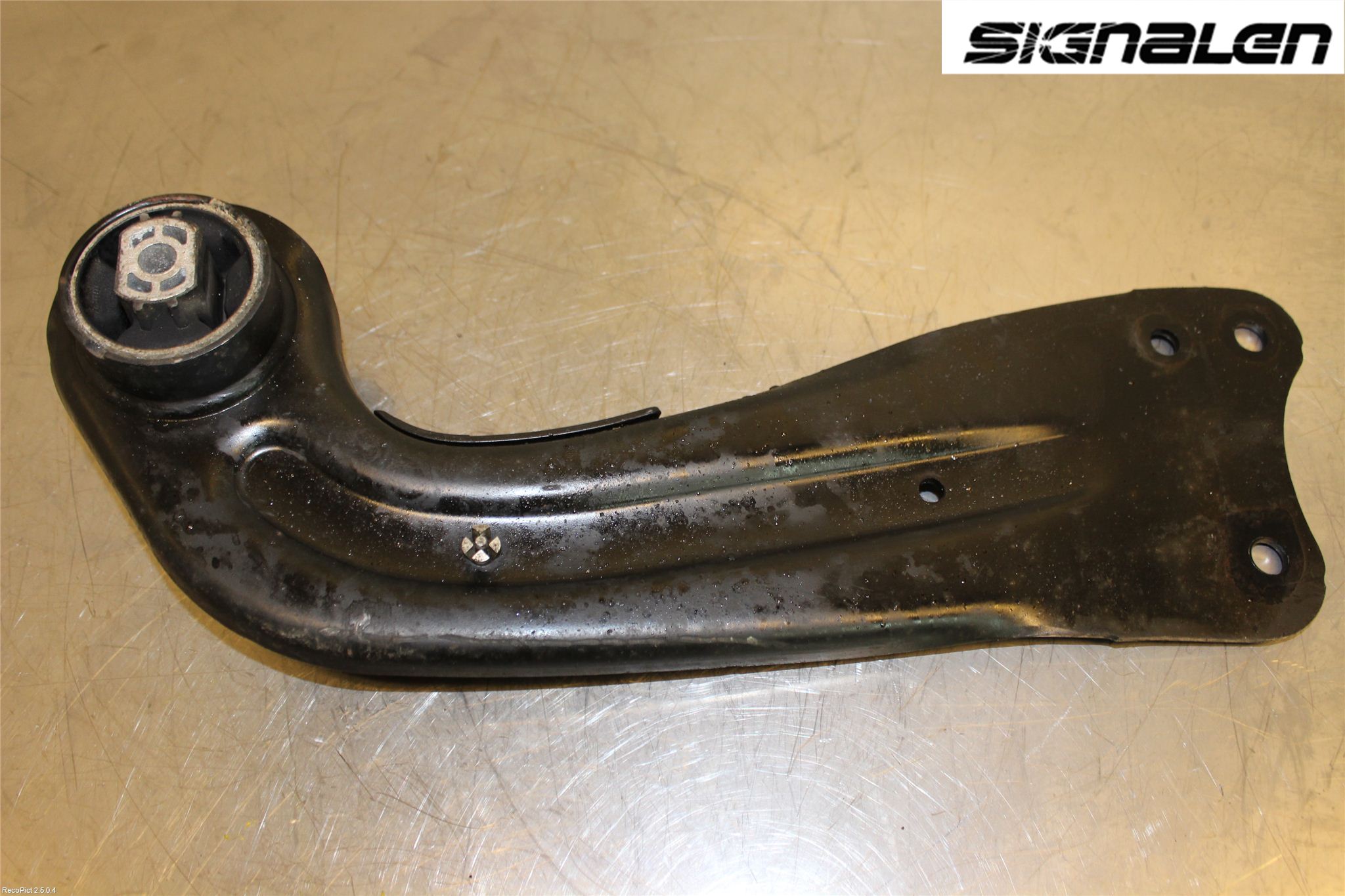 Volkswagen VW GOLF VI 09-13 Bärarm Bak Vänster