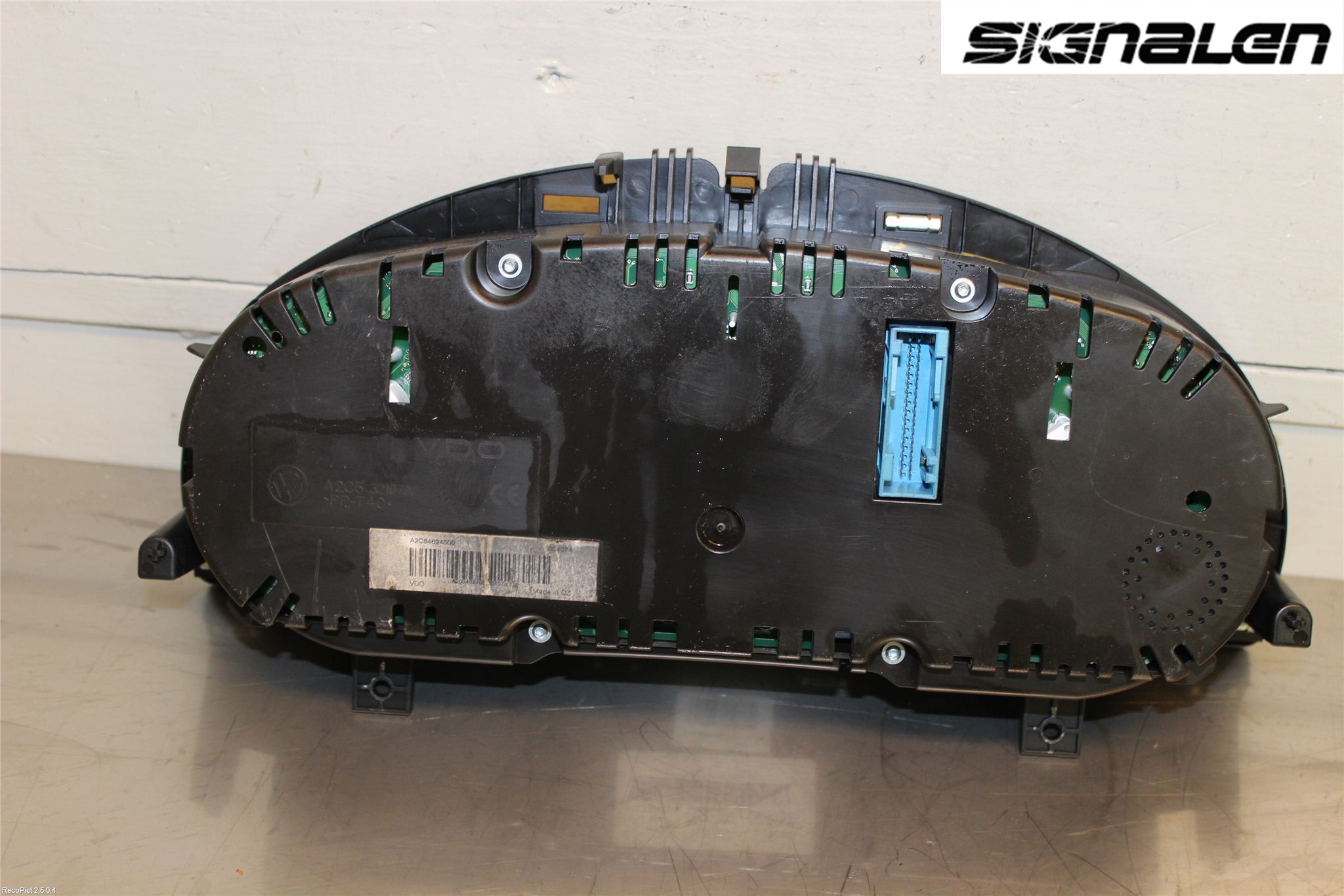 Volkswagen VW PASSAT 11-14 Instrument Komb