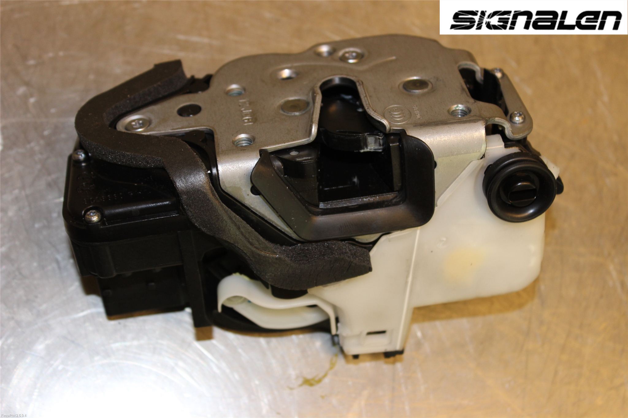 Opel MOKKA 13-20 Låskista-Dörrlås