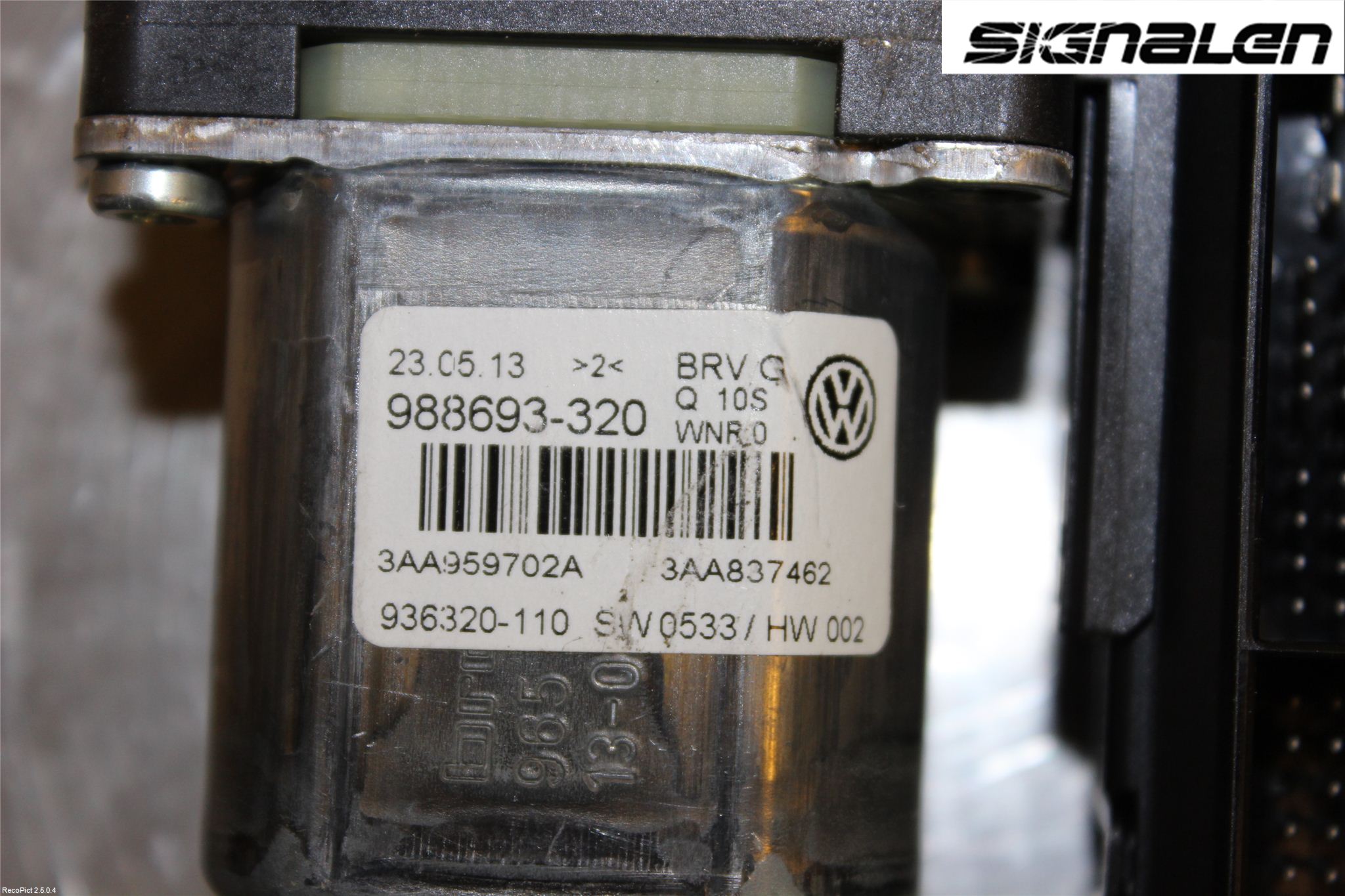 Volkswagen VW PASSAT 11-14 Fönsterhissmotor
