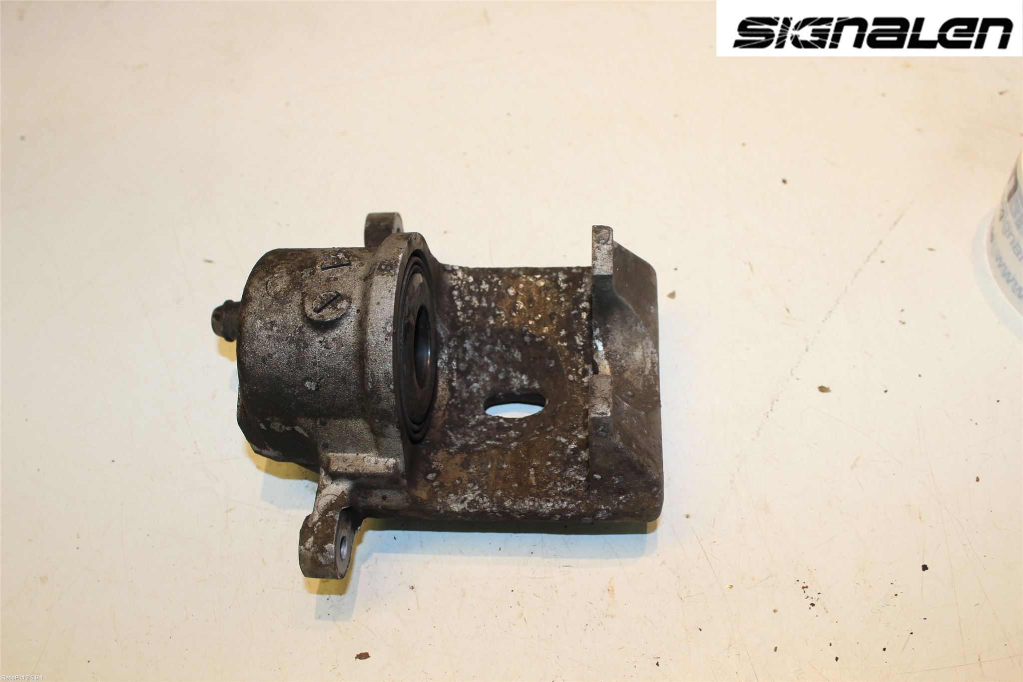 Toyota PRIUS NWH20 04-08 Bromsok Fram Höger