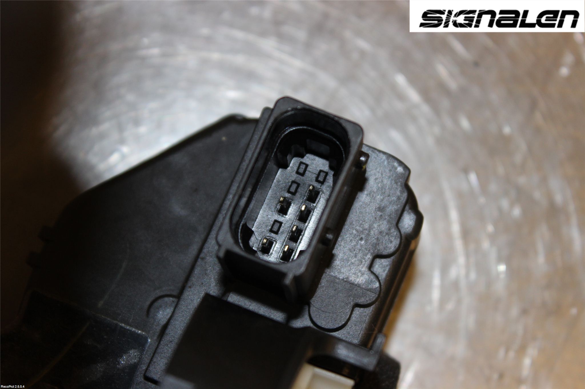 Opel ASTRA J 10-15 Låskista-Dörrlås