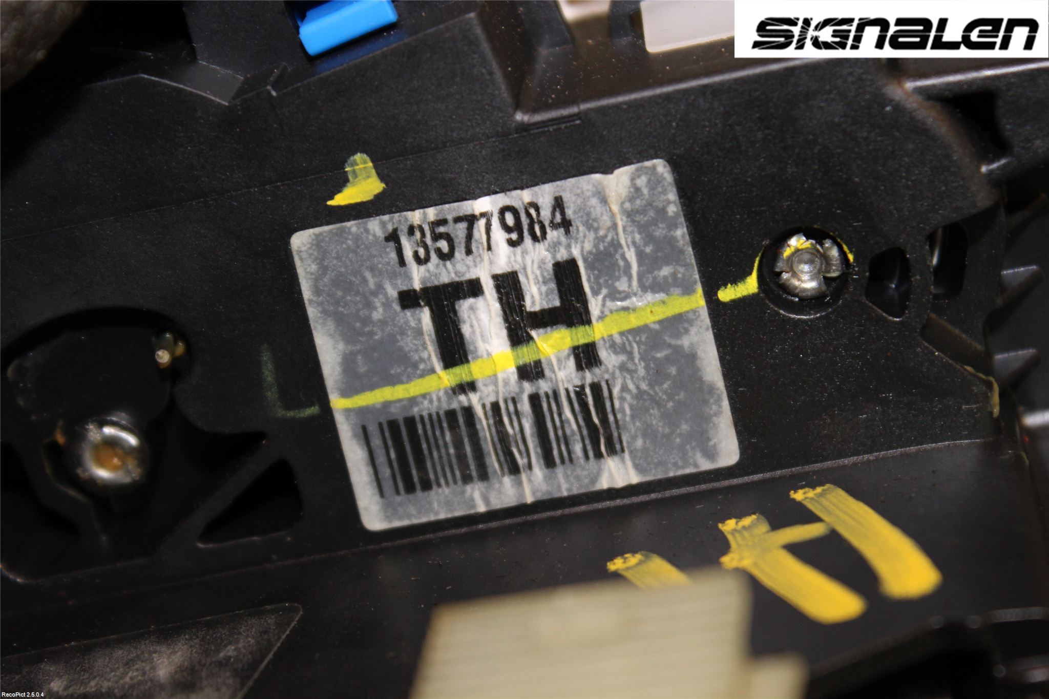 Opel ASTRA J 10-15 Låskista-Dörrlås