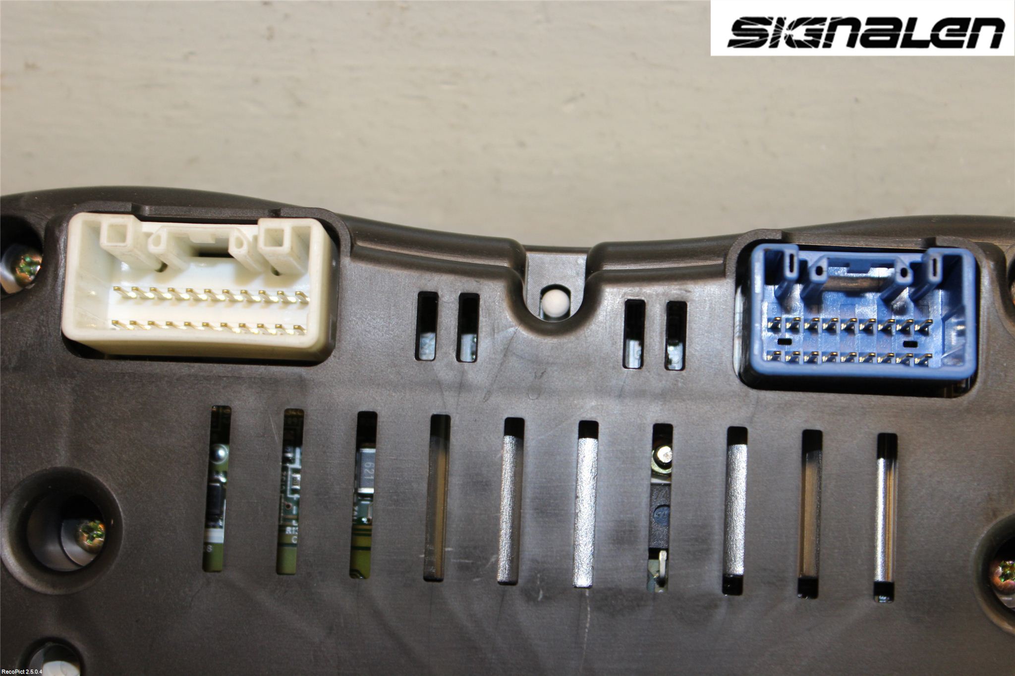 Toyota AVENSIS 03-06 Instrument Komb