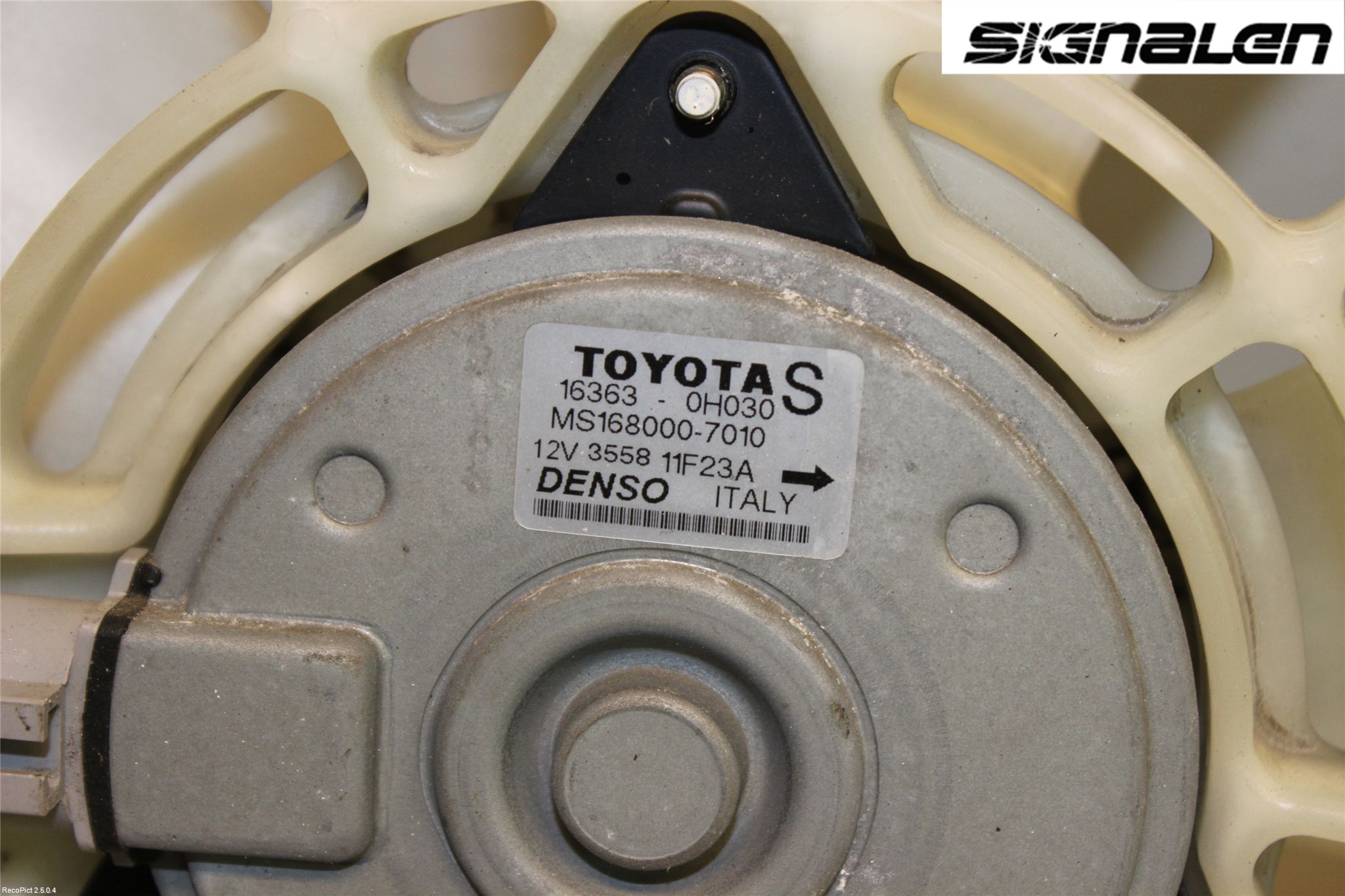 Toyota AVENSIS 03-06 Kylfläkt El