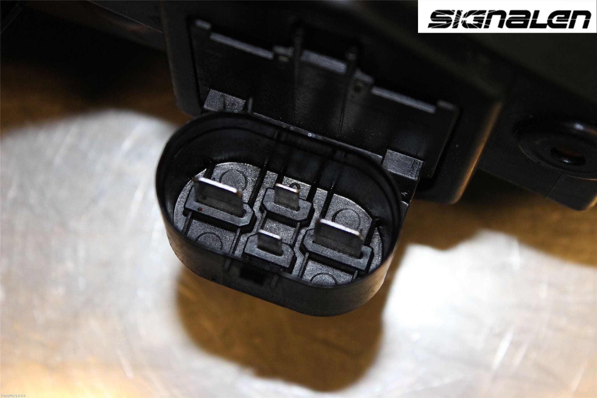 Opel ASTRA J 10-15 Kylfläkt El