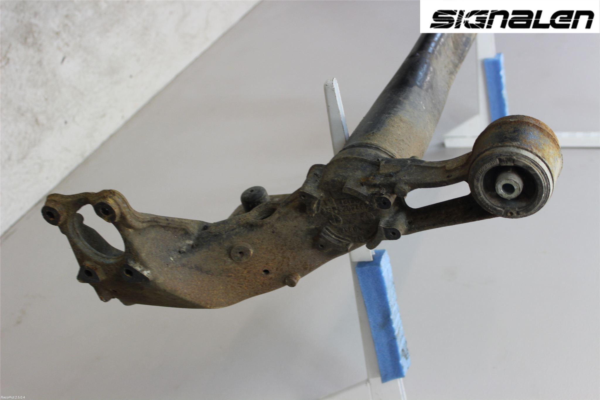 Opel ASTRA J 10-15 Bakaxelbalk