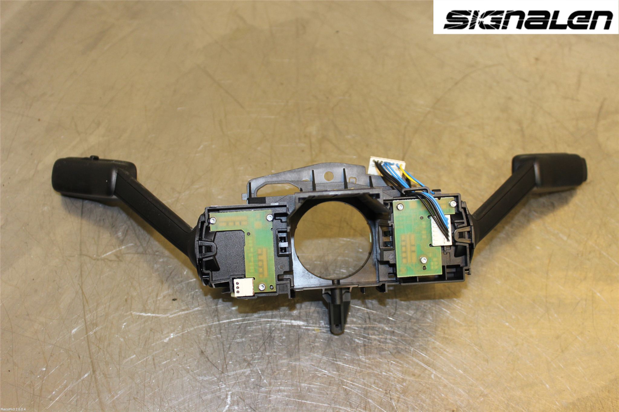 Volkswagen VW GOLF / E-GOLF VII 13-20 Spakcentral