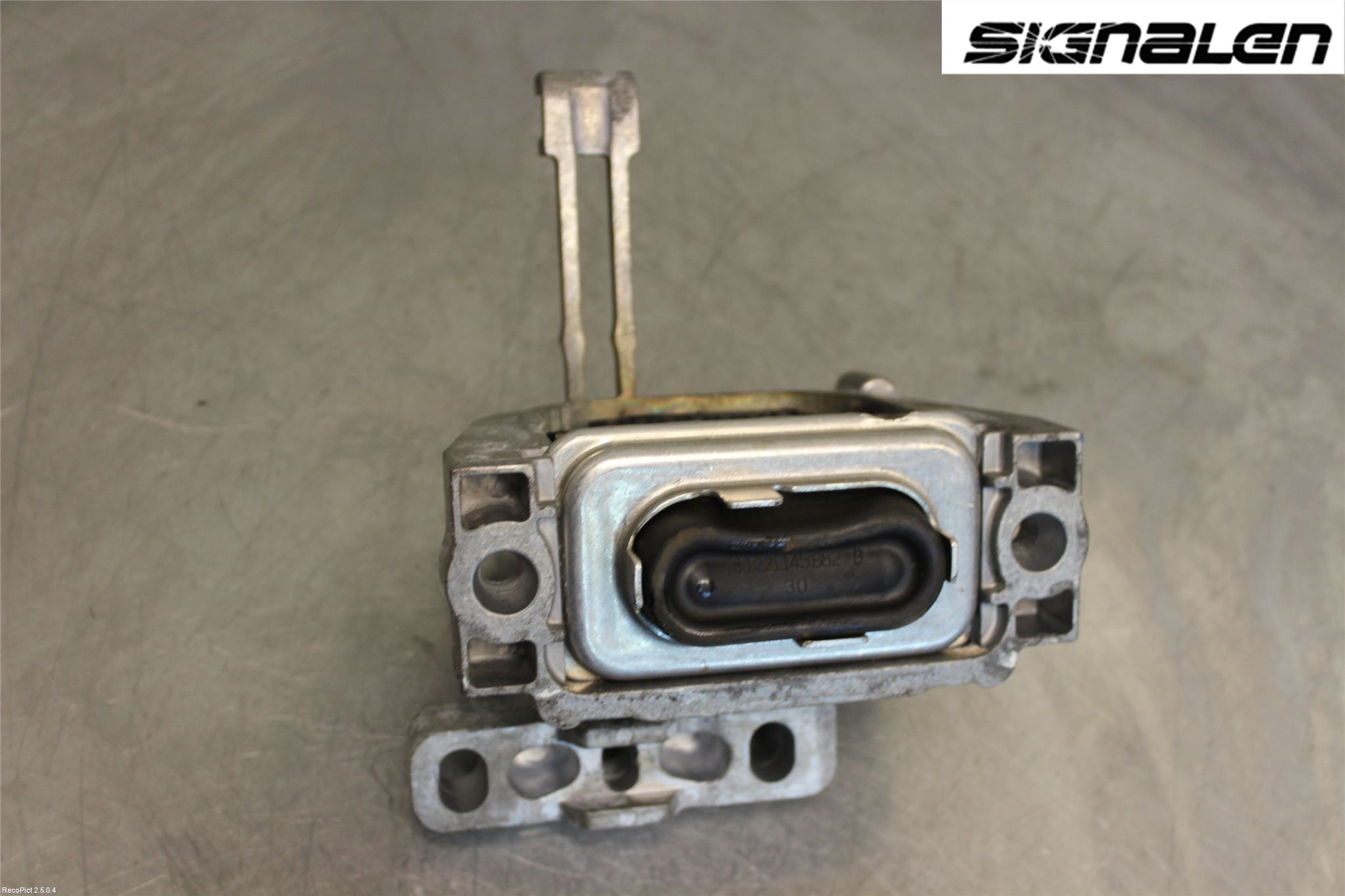 Volkswagen VW GOLF / E-GOLF VII 13-20 Motorkudde