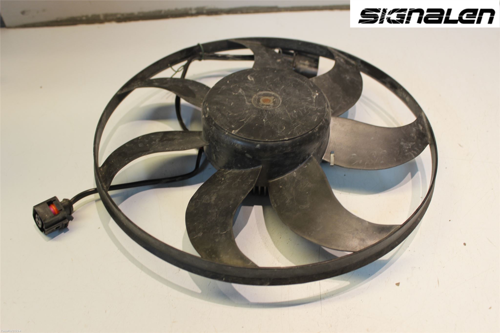 Volkswagen VW PASSAT 05-11 Kylfläkt El