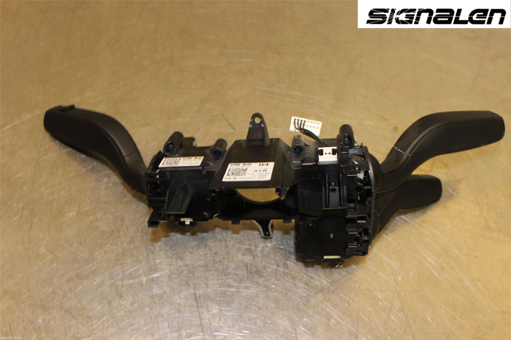 Audi Q3 8U 12-18 Spakcentral