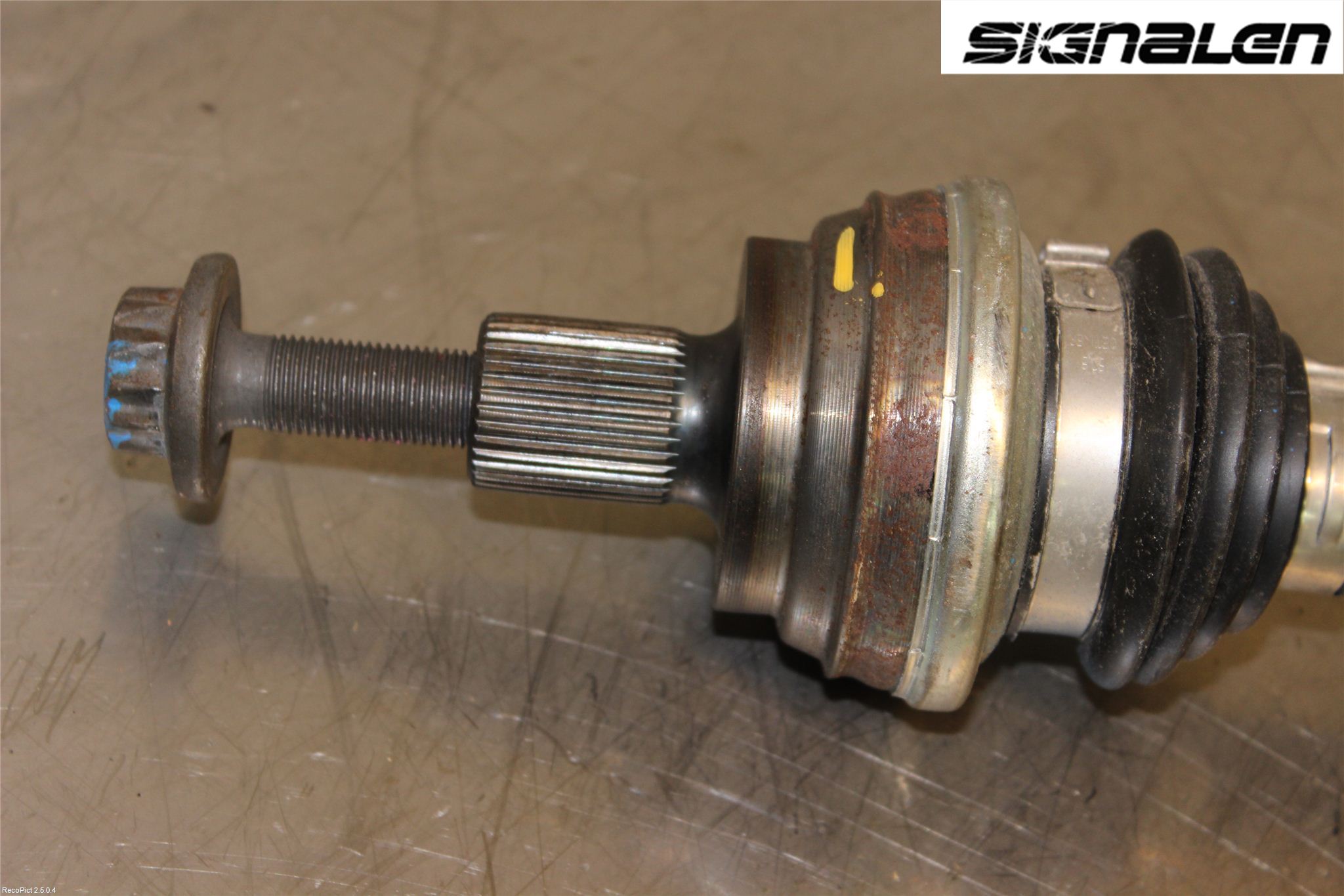 Audi Q3 8U 12-18 Drivaxel Bak Höger