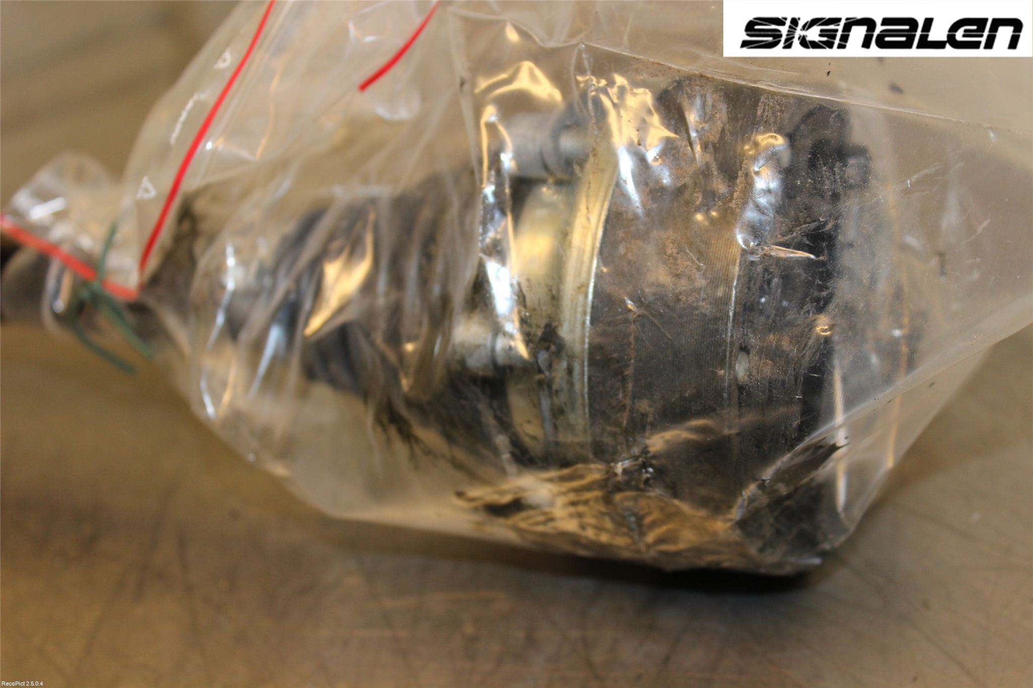 Audi Q3 8U 12-18 Drivaxel Bak Vänster