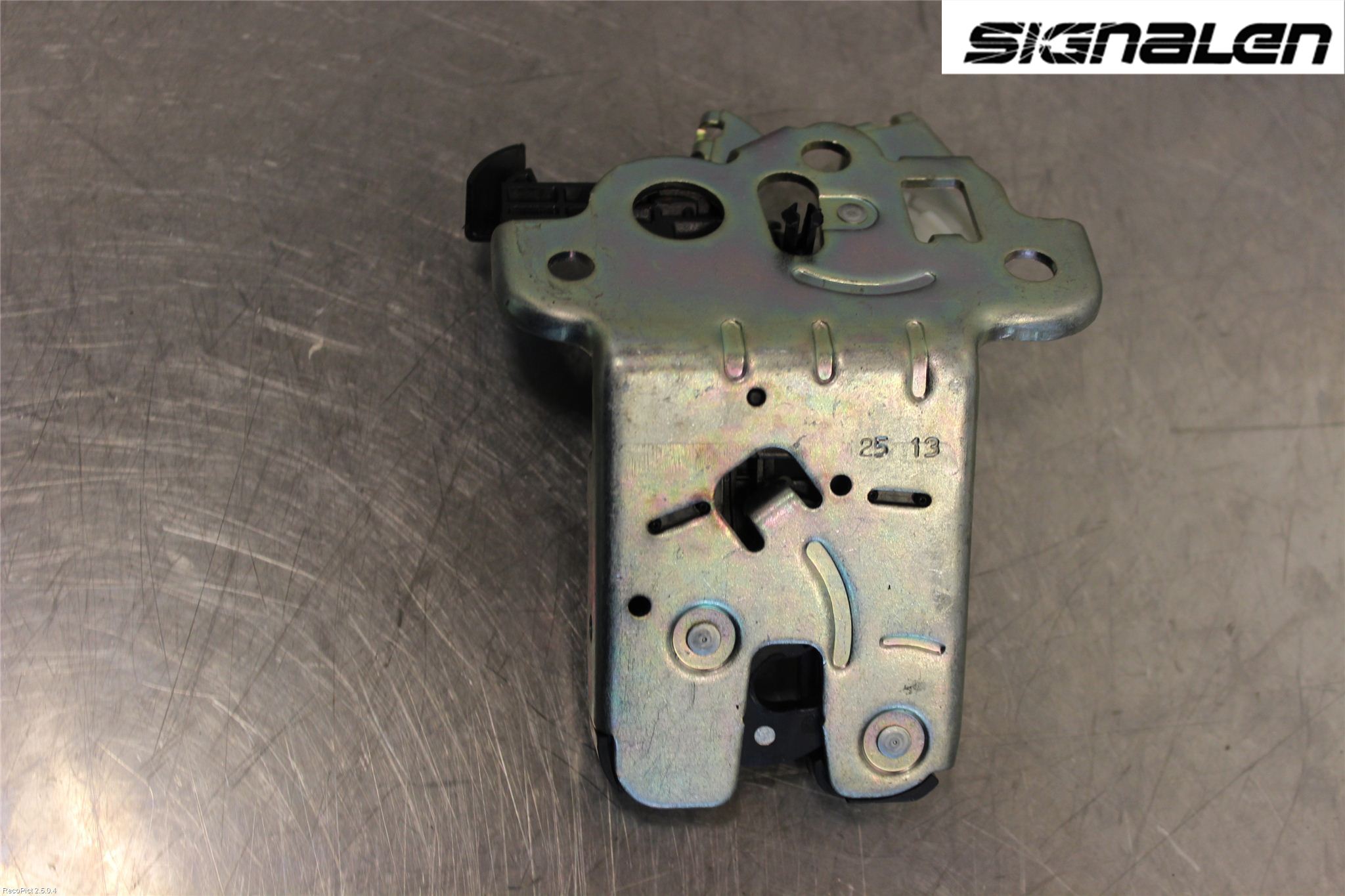 Audi A3/S3 8V 13-20 Låskista Baklucka