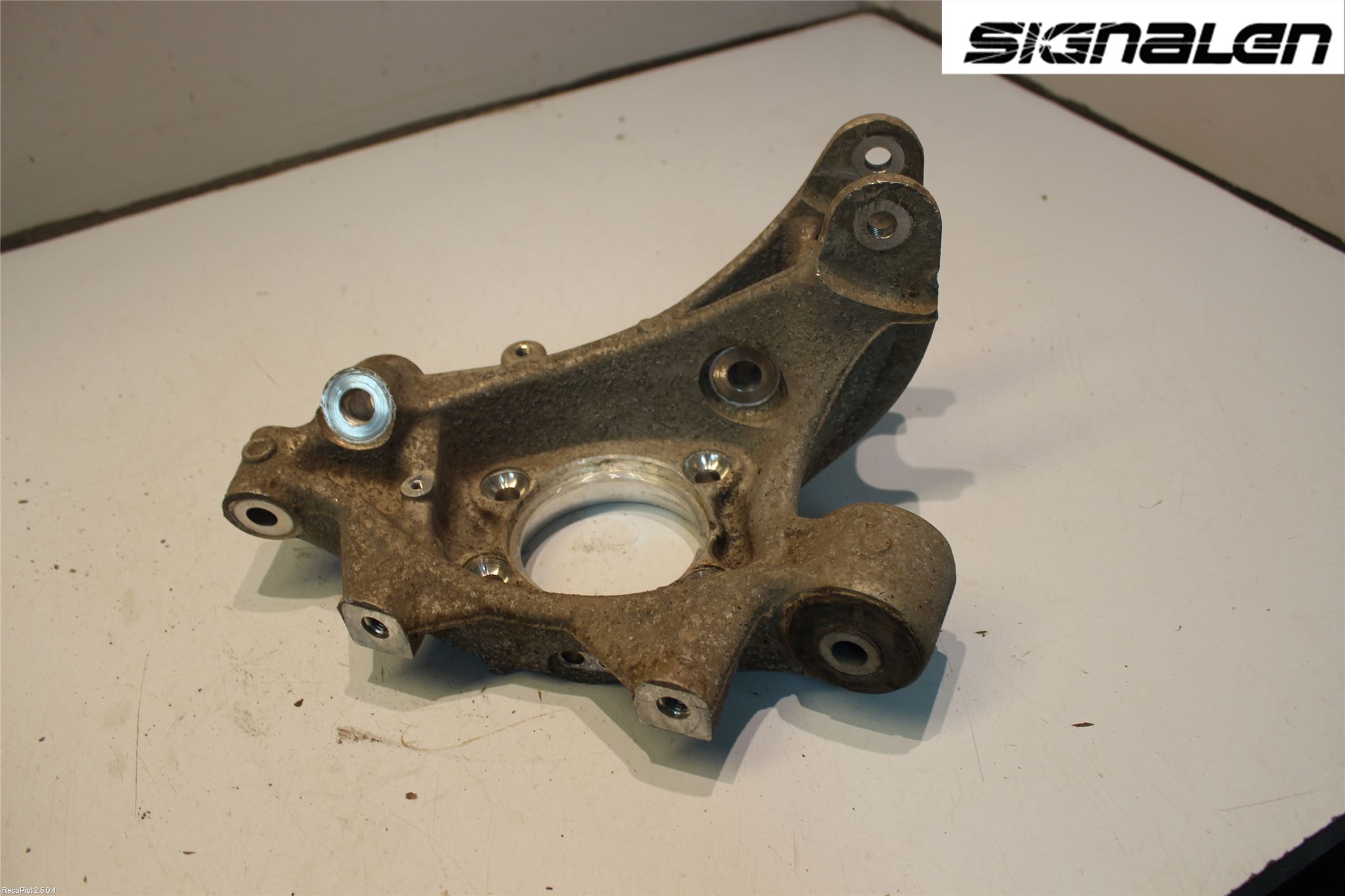 Porsche CAYENNE 03- Hjullagerhus-Spindel Hö B