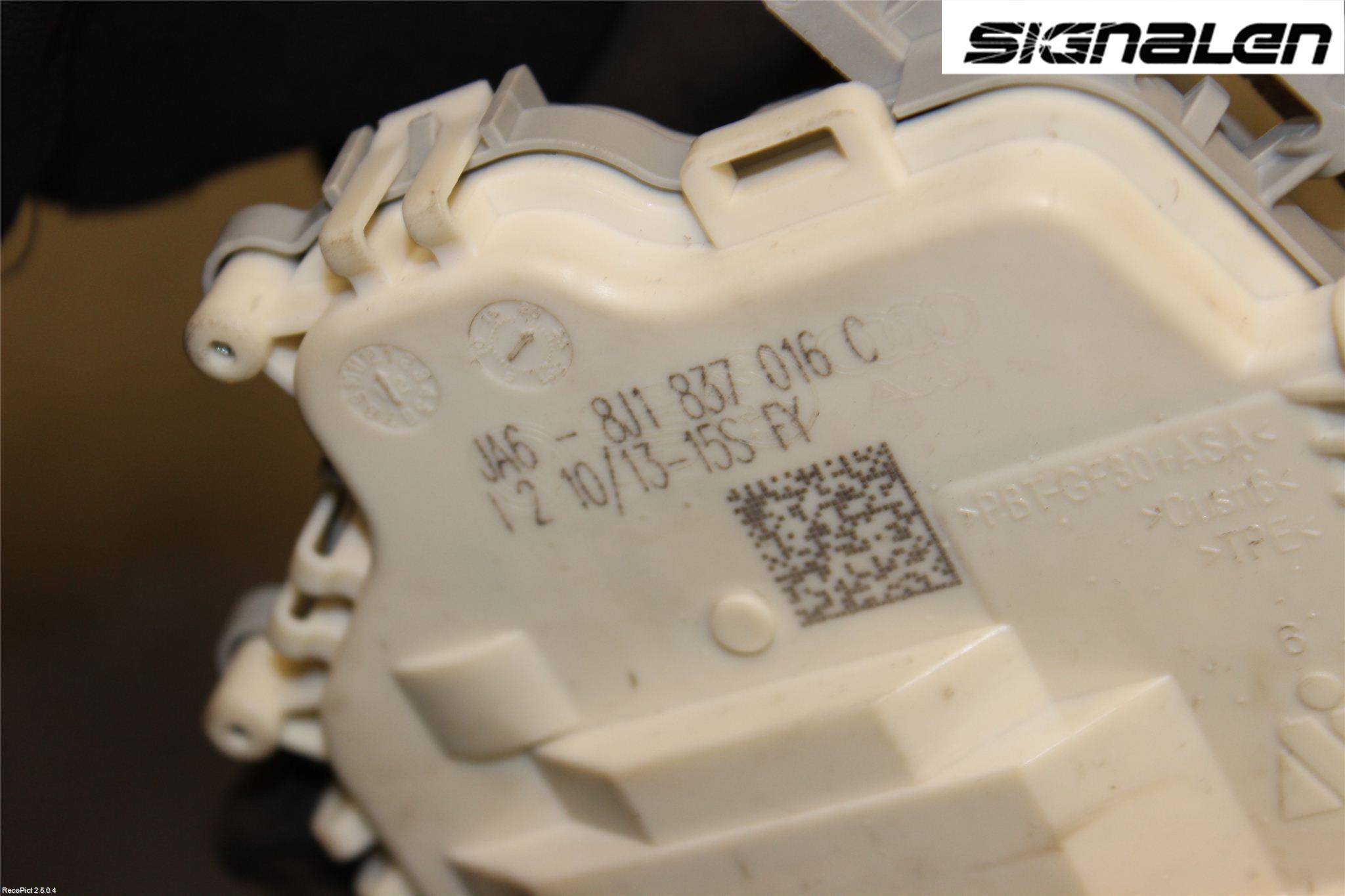 Audi A6/S6 4G 11-18 Låskista-Dörrlås