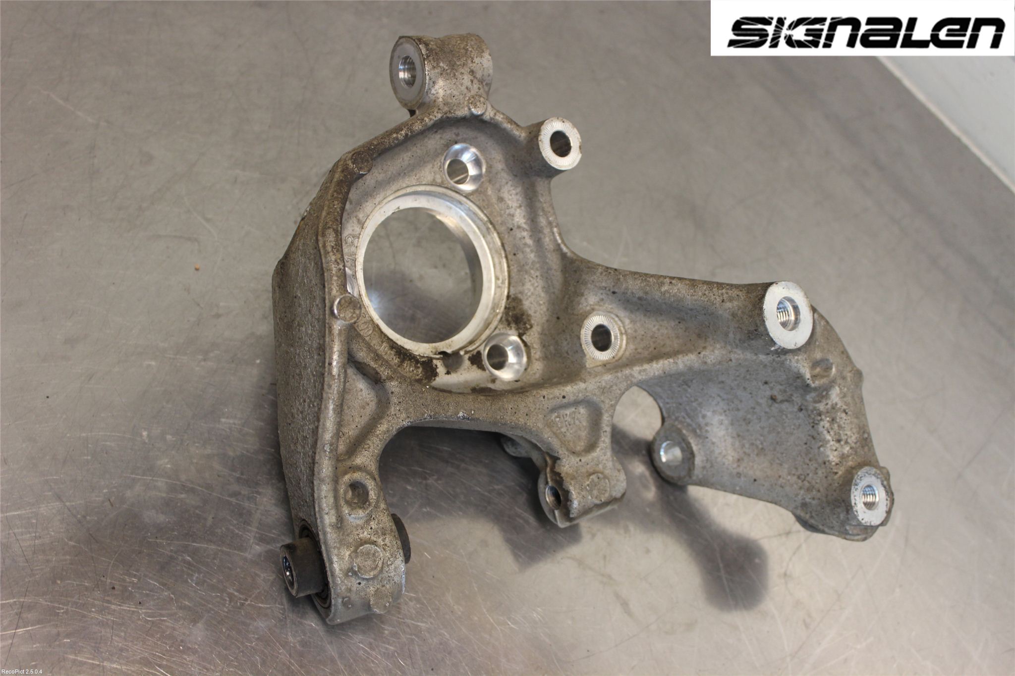 Audi A3/S3 8V 13-20 Hjullagerhus-Spindel Vä B