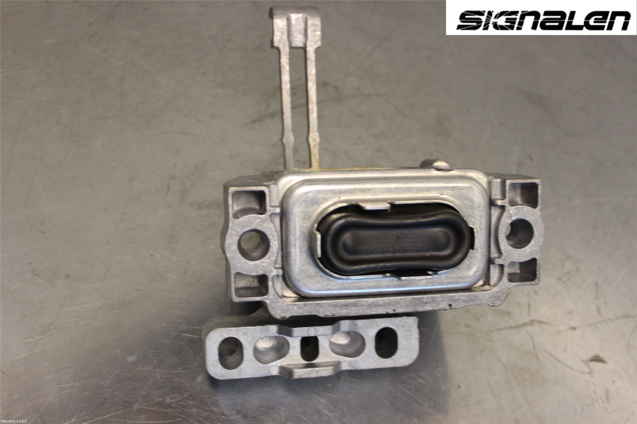 Volkswagen VW GOLF / E-GOLF VII 13-20 Motorkudde