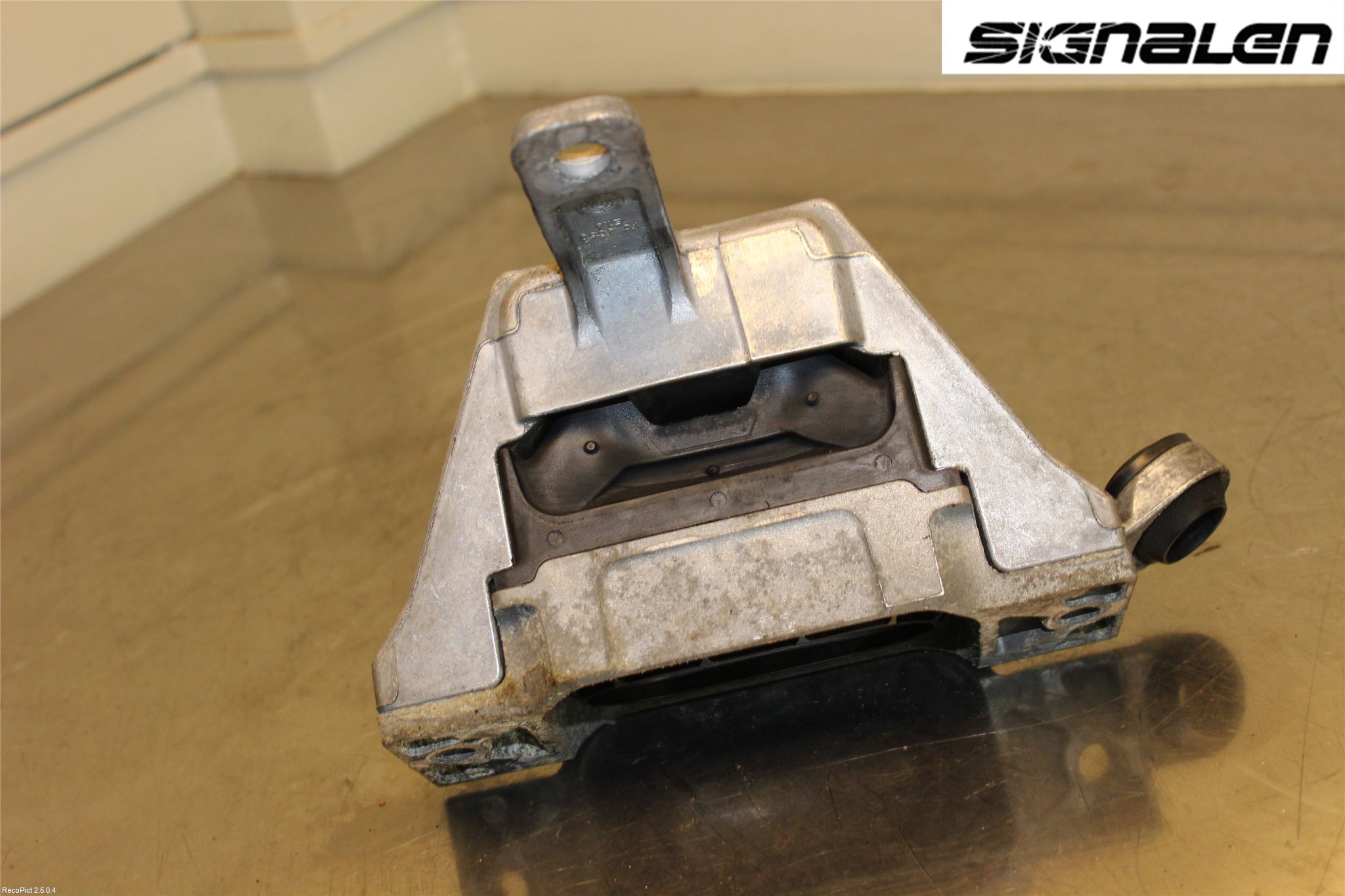 Opel INSIGNIA 09-16 Motorkudde